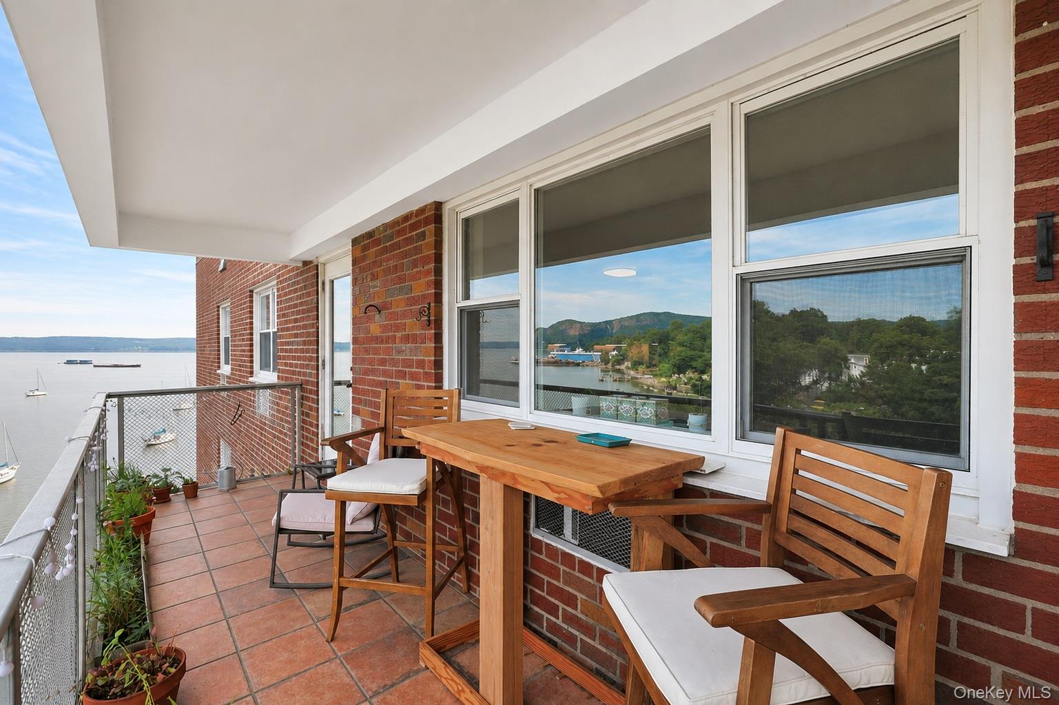 103 Gedney Street, Unit 6G photo 14