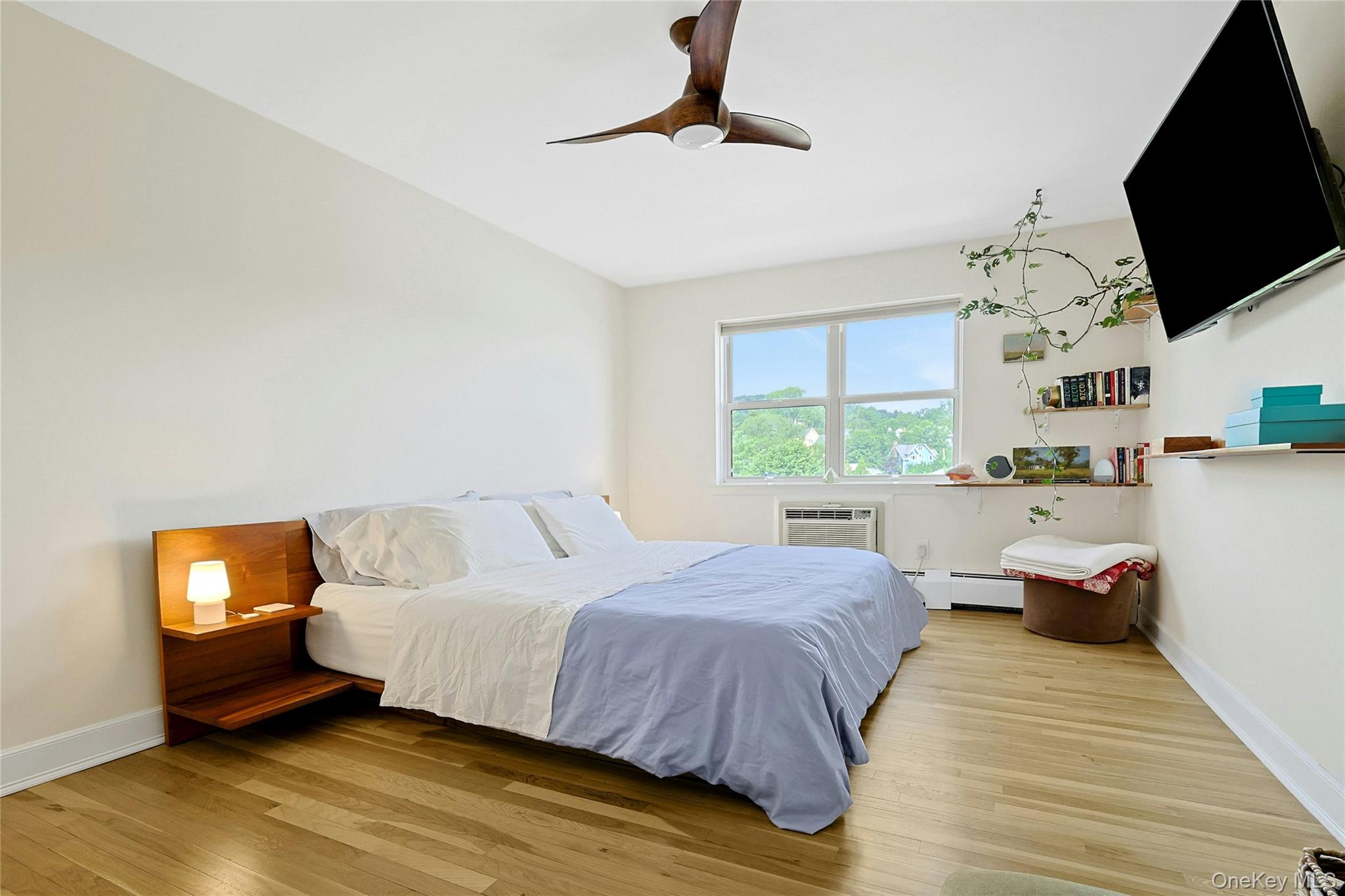 103 Gedney Street, Unit 6G photo 26