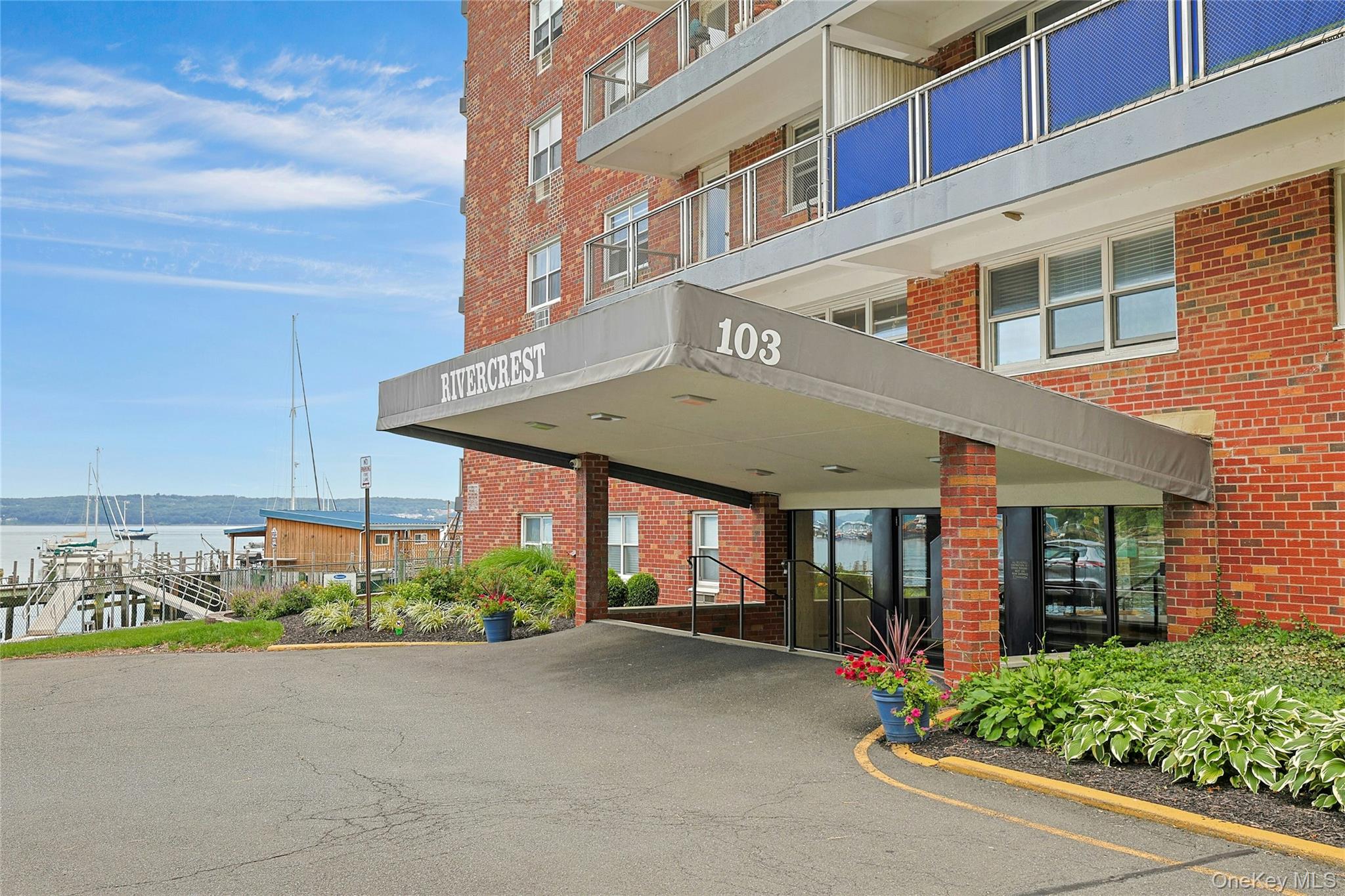 103 Gedney Street, Unit 6G photo 5