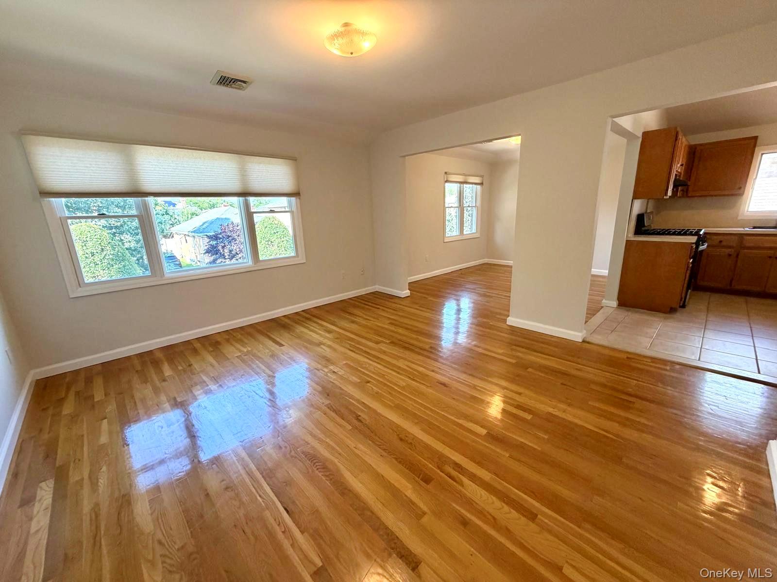 15724 20th Road – For Rent photo 3