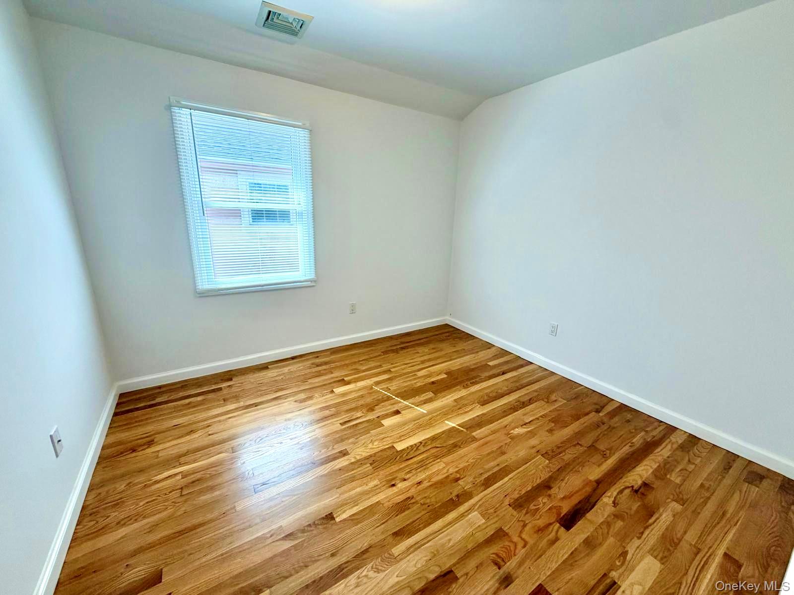15724 20th Road – For Rent photo 12