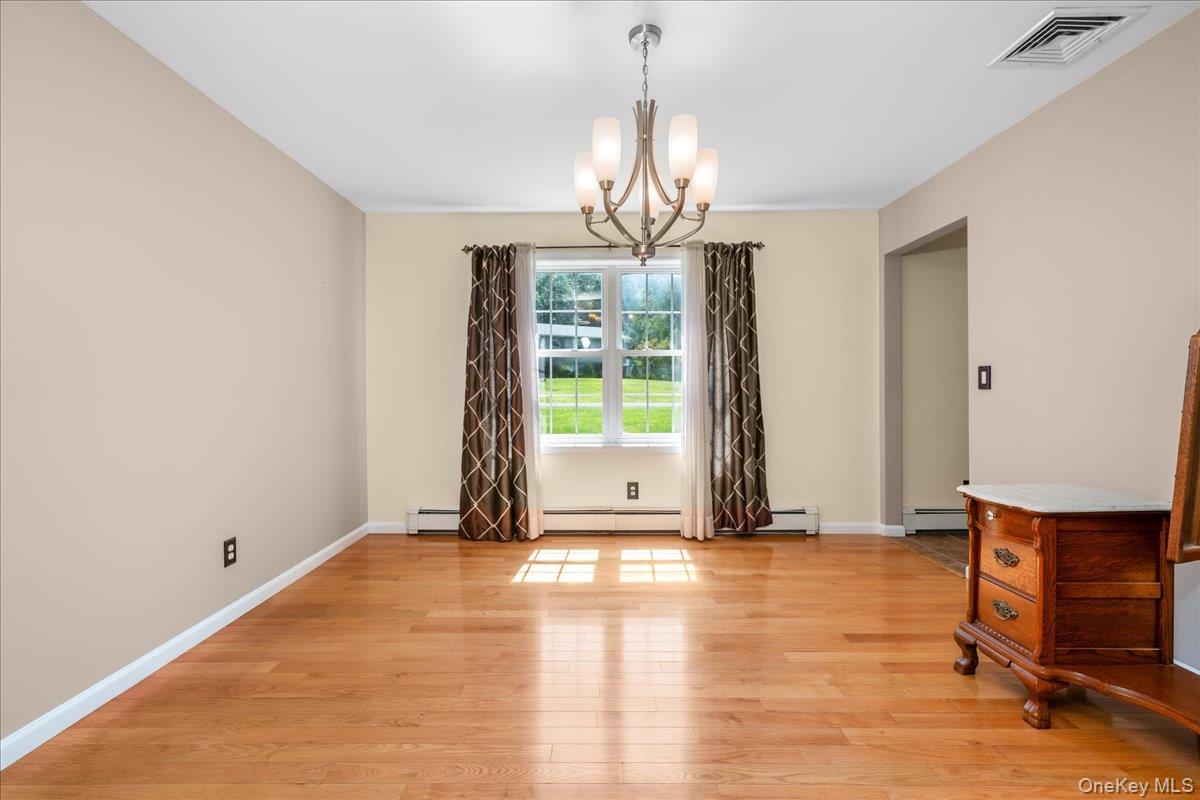 70 Orchard Crest Drive – For Rent photo 17