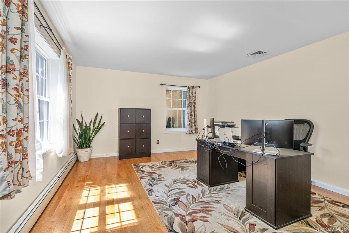 70 Orchard Crest Drive – For Rent photo 9