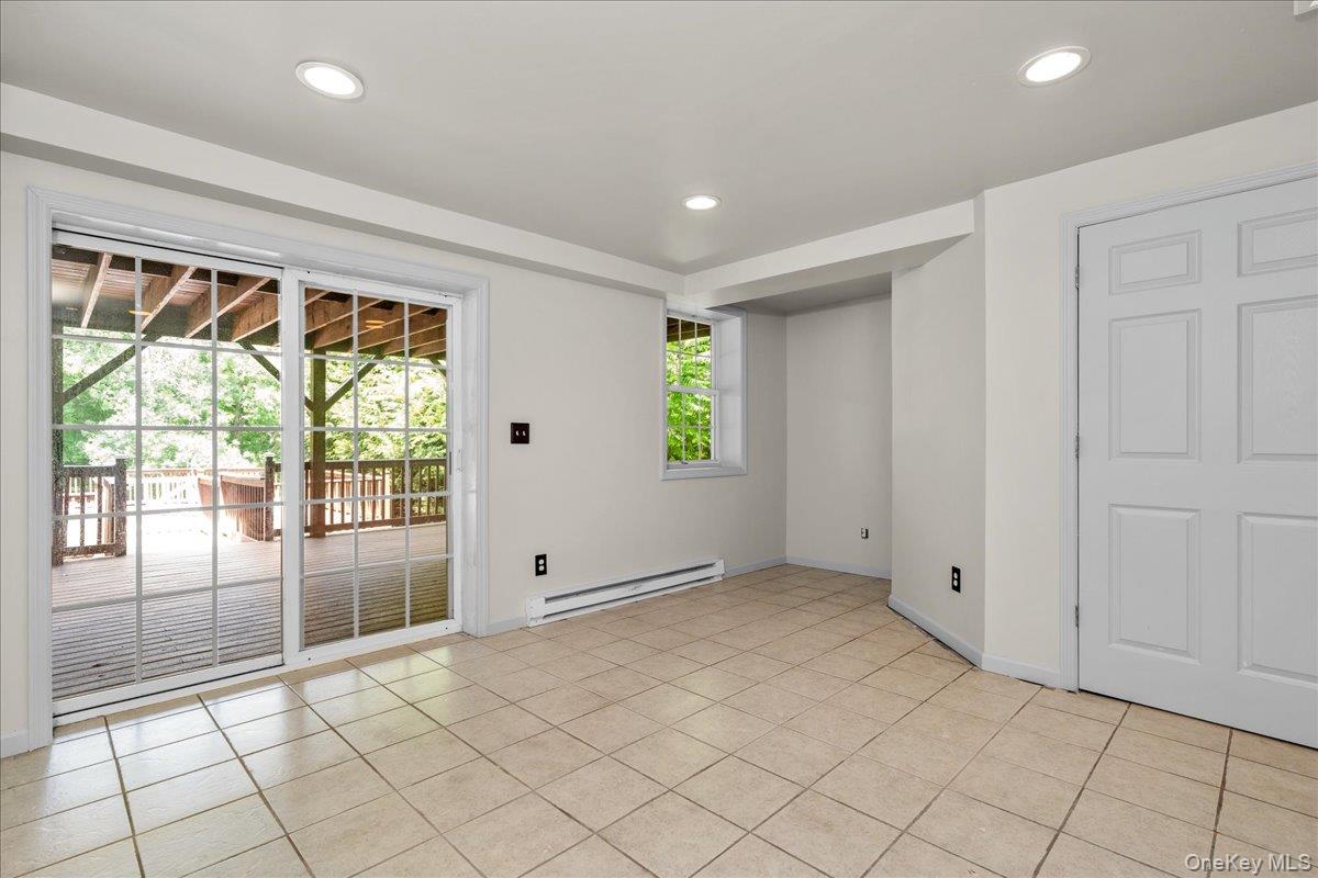 70 Orchard Crest Drive – For Rent photo 40