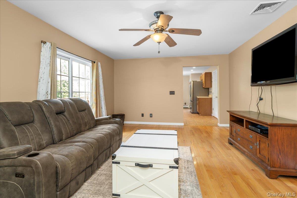 70 Orchard Crest Drive – For Rent photo 24