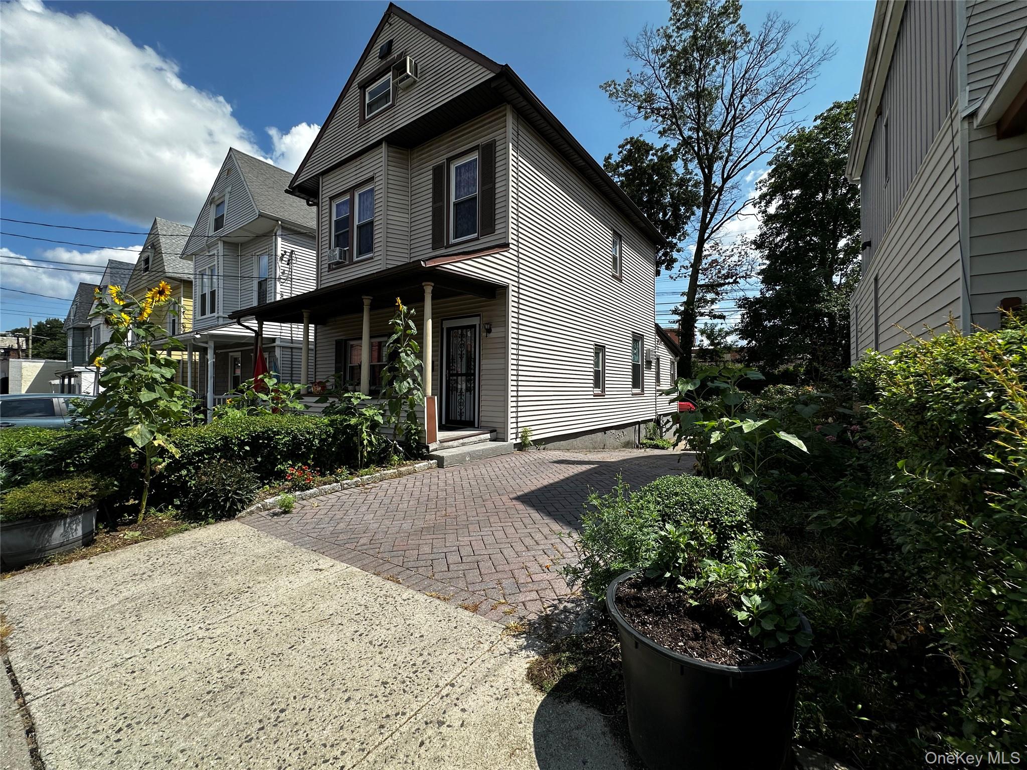 44 Claremont Place – For Sale photo 2