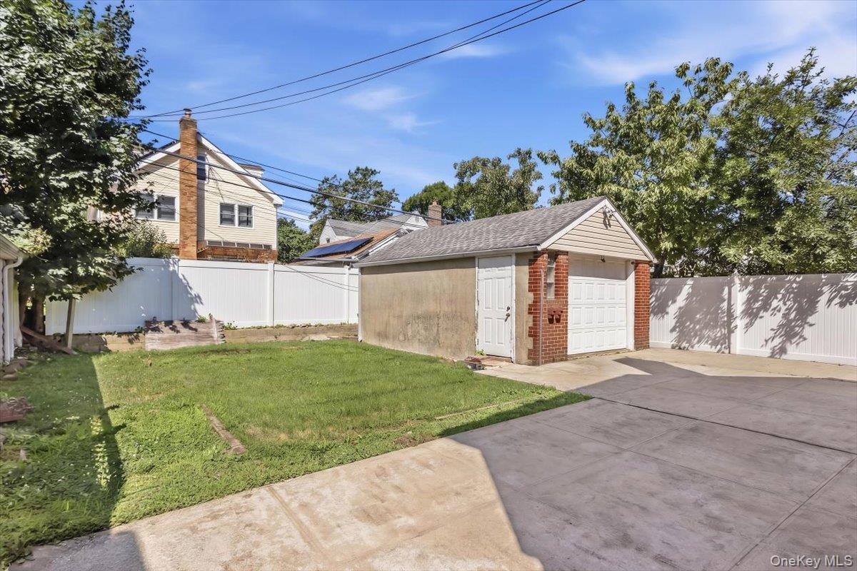 82-56 248th Street – For Sale photo 24