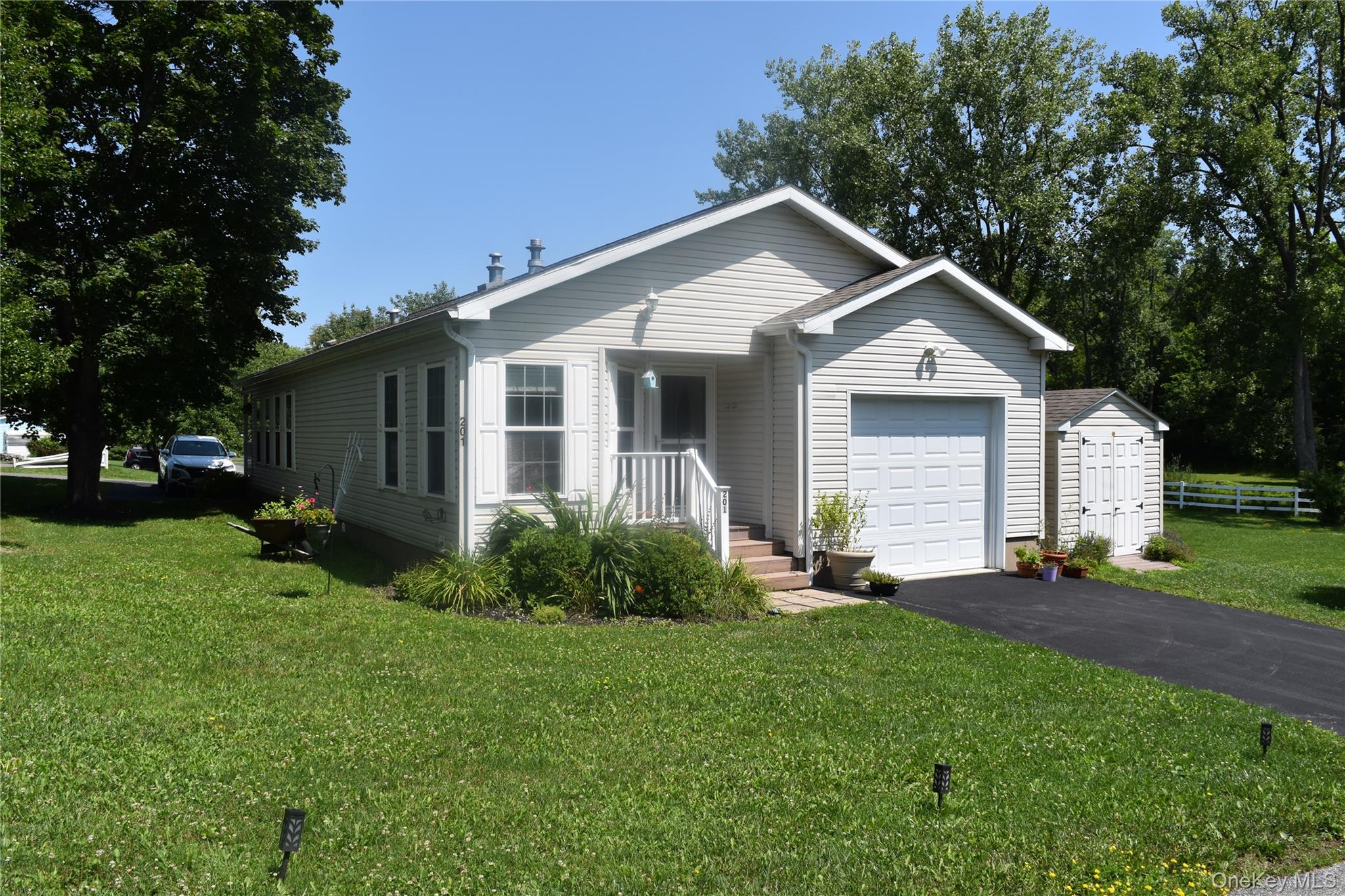 201 Brittany Terrace – For Sale photo 26