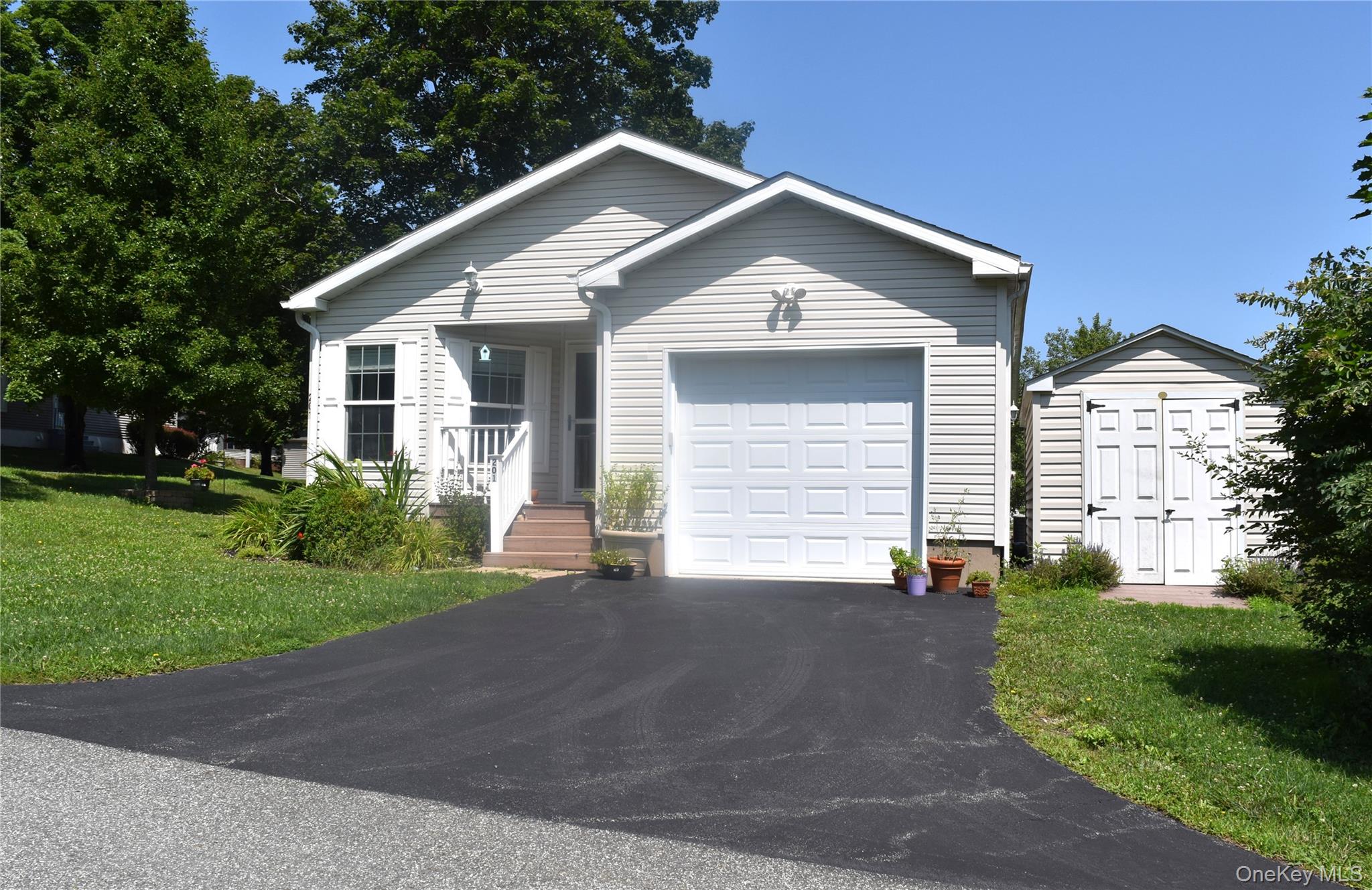 201 Brittany Terrace – For Sale photo 22