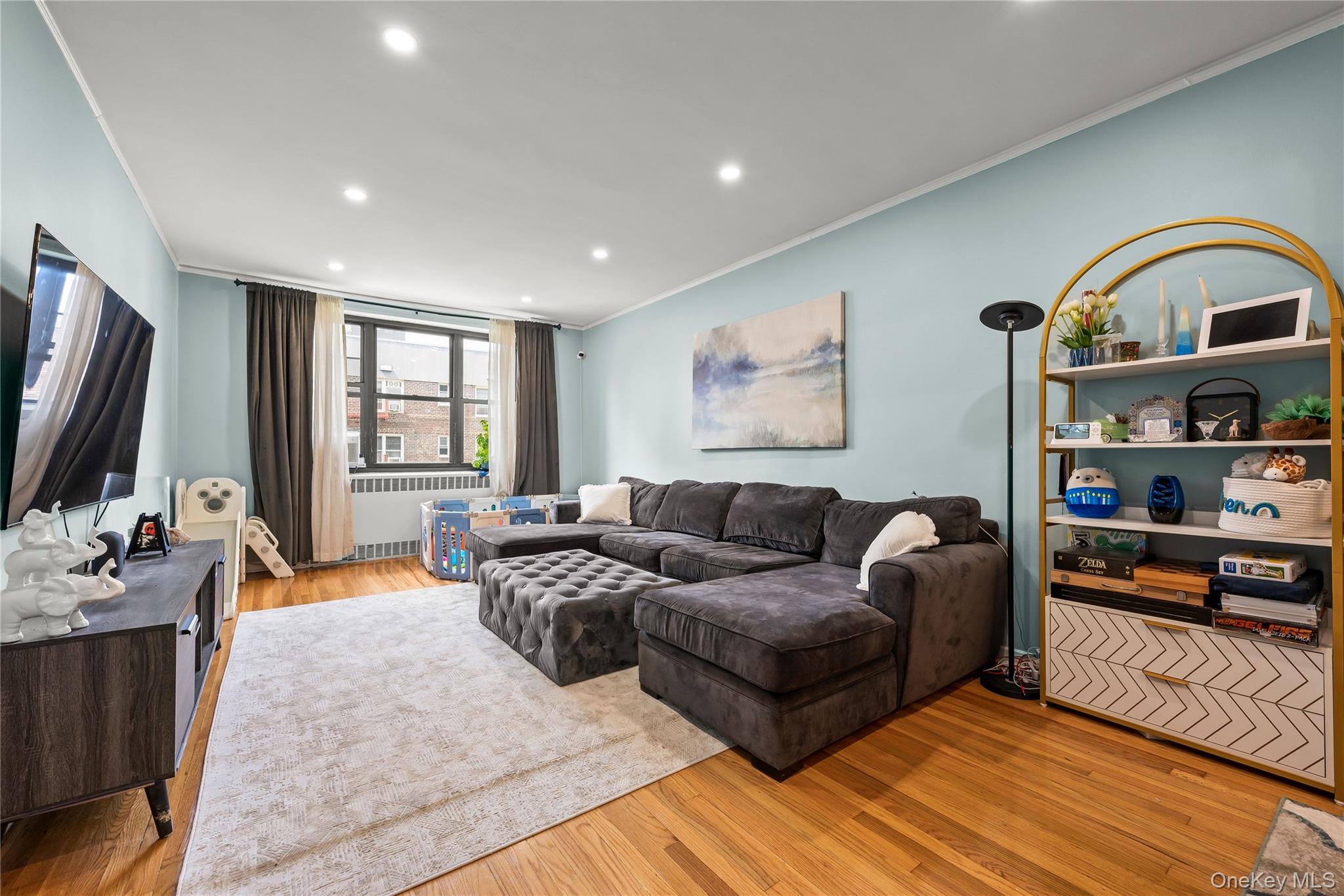67-35 Yellowstone Boulevard, Unit 6A photo 3