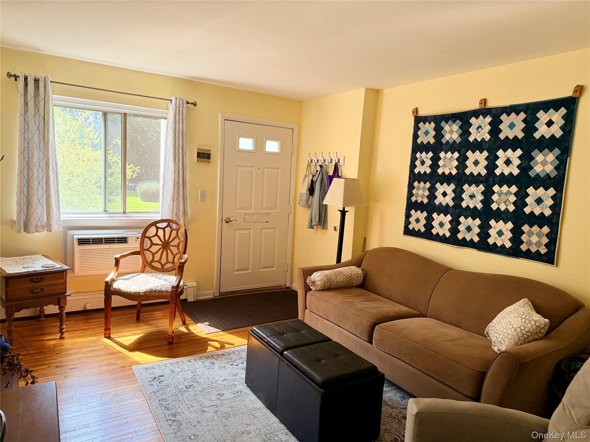 42 Manor Drive, Unit 42 photo 5