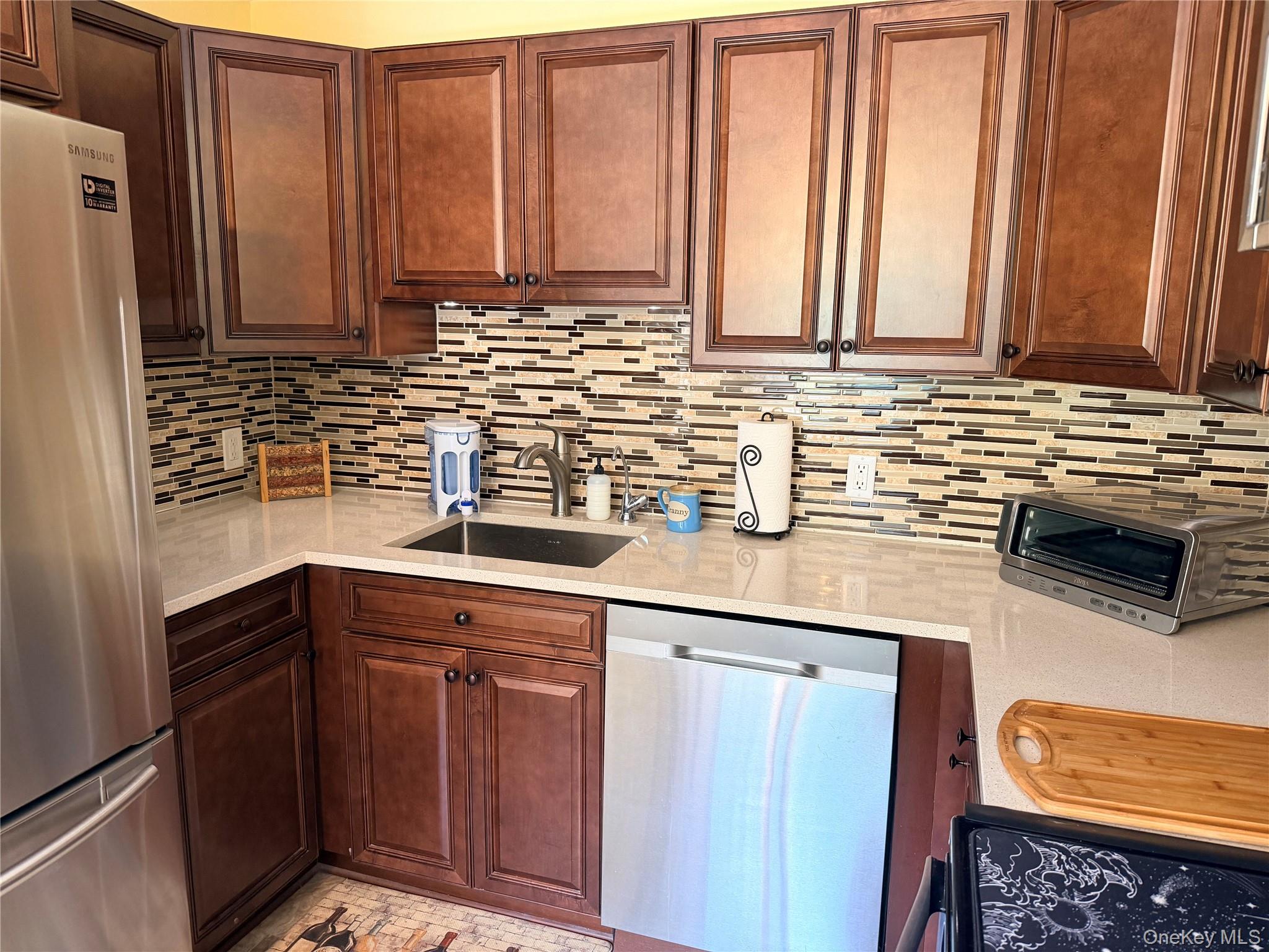 42 Manor Drive, Unit 42 photo 9