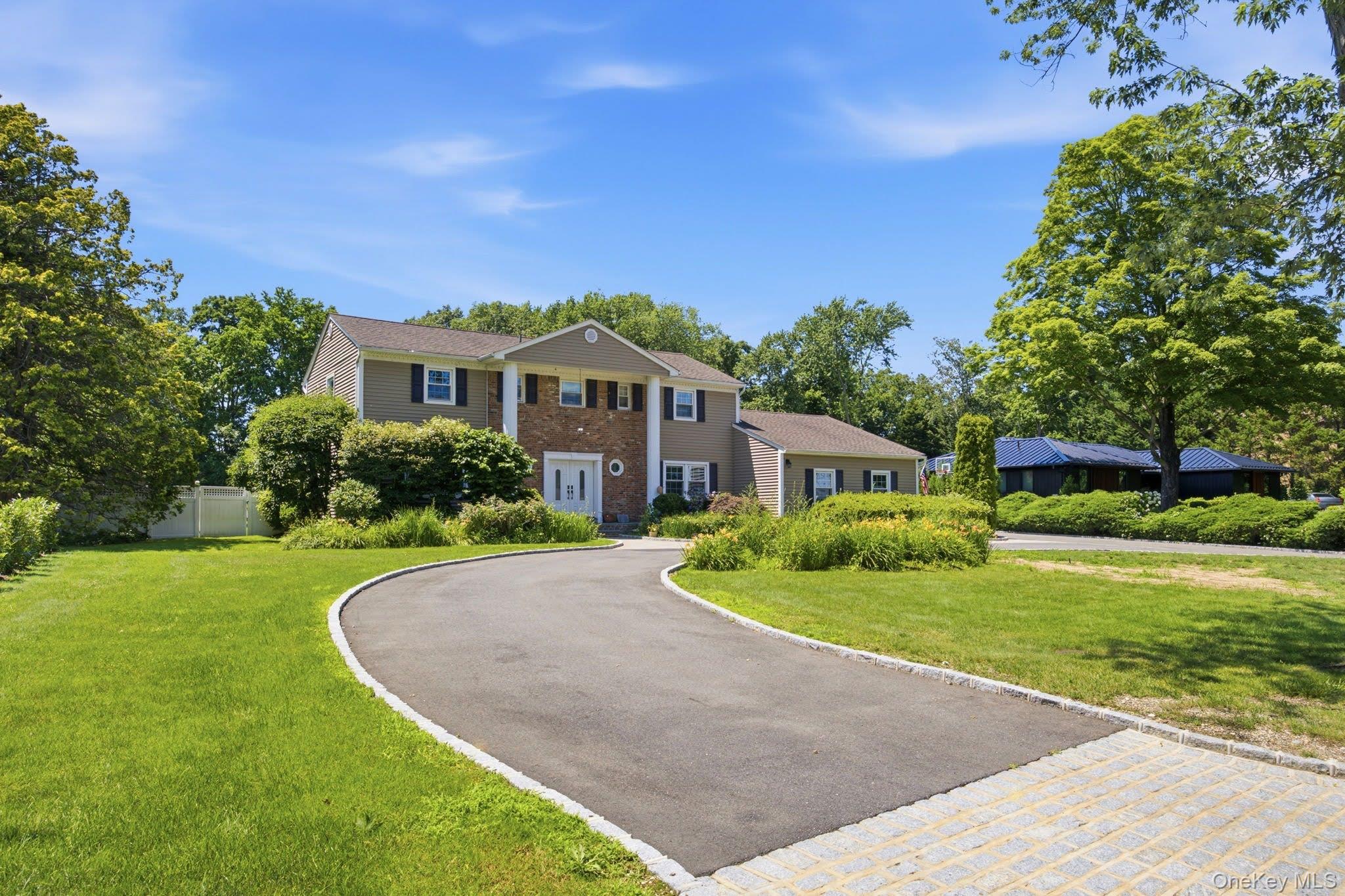 25 Artisan Avenue – For Sale