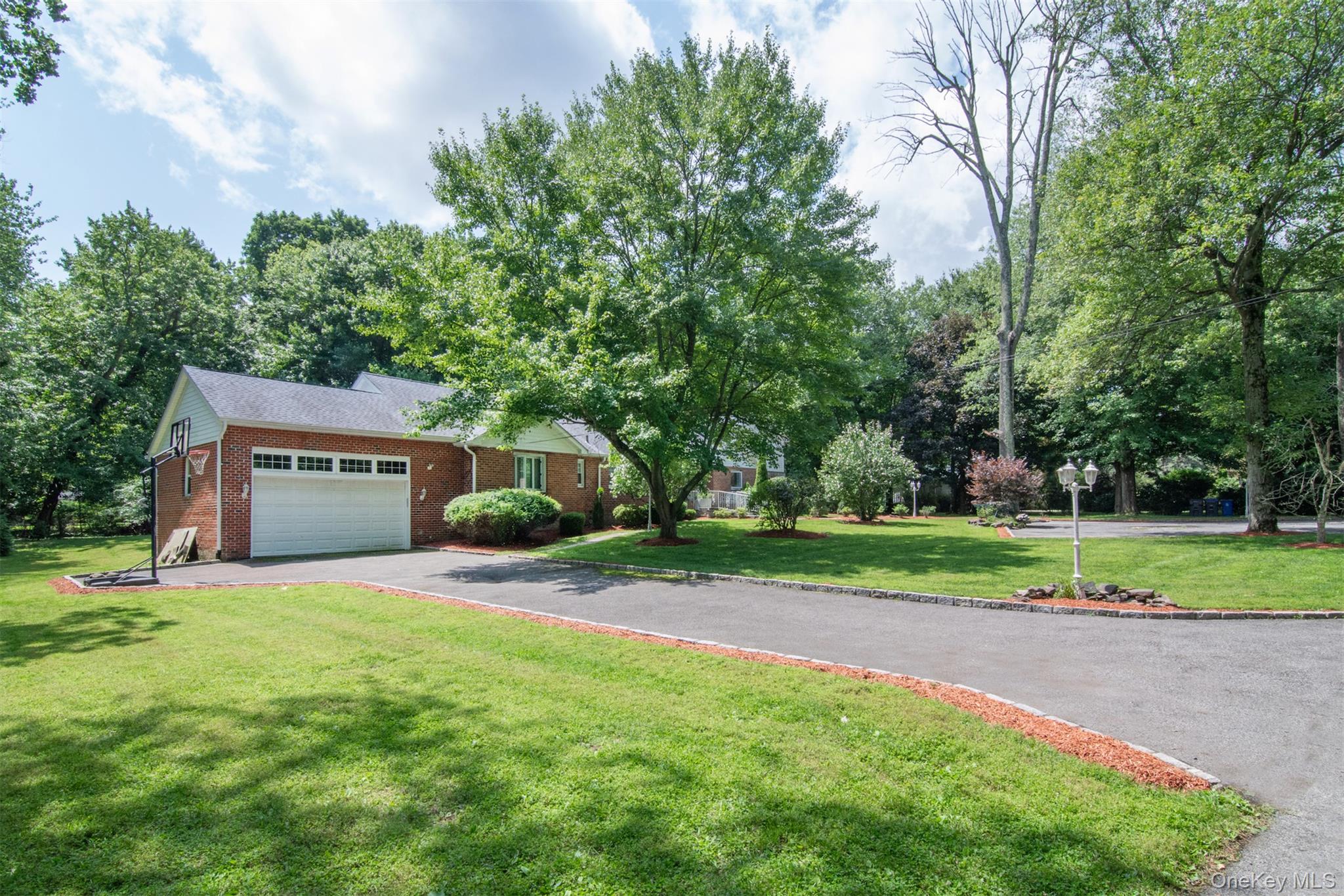 23 Barnaby Lane – For Sale photo 42