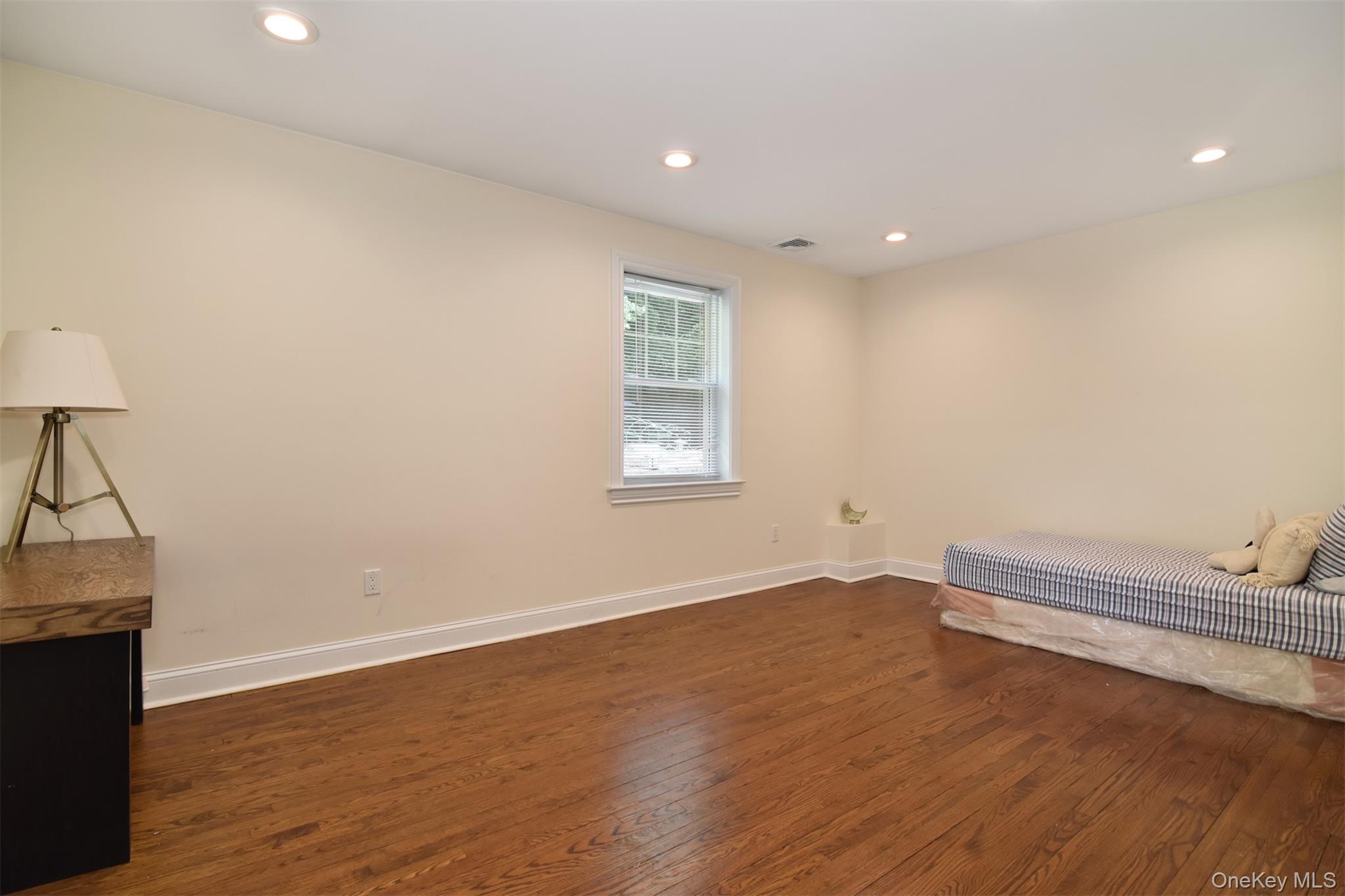 23 Barnaby Lane – For Sale photo 22