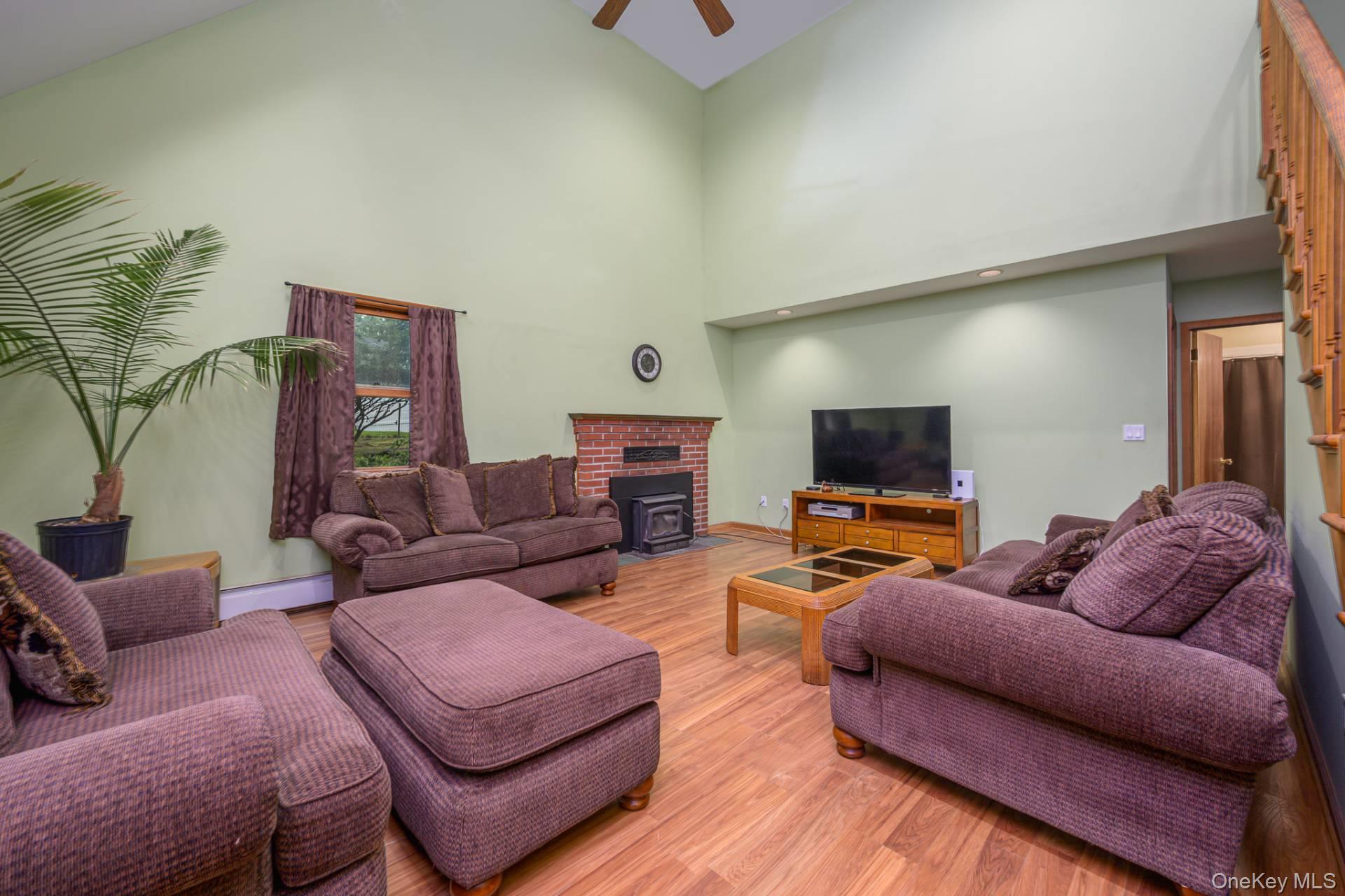 31 Washington Heights Avenue – For Sale photo 6