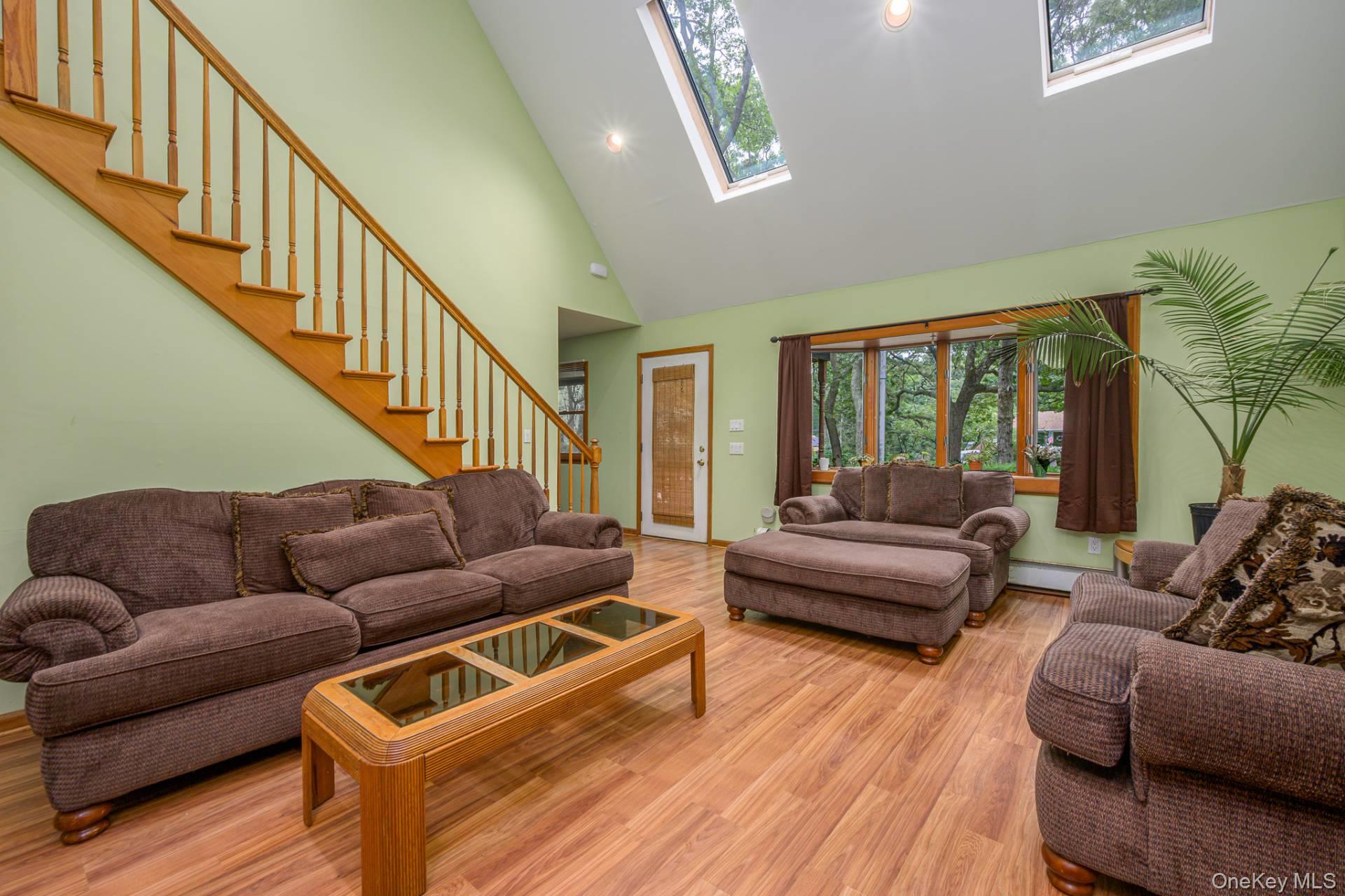 31 Washington Heights Avenue – For Sale photo 7