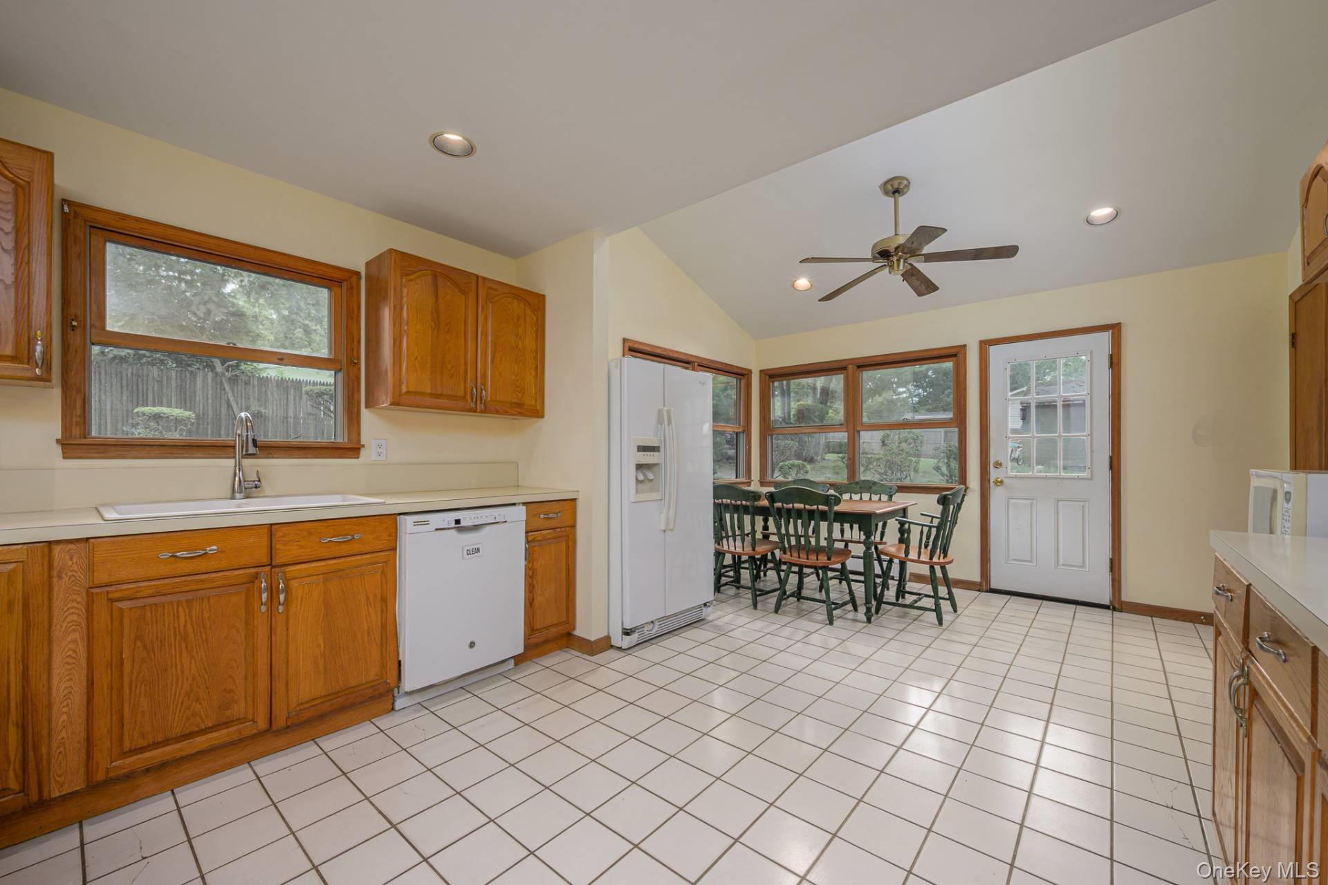 31 Washington Heights Avenue – For Sale photo 9