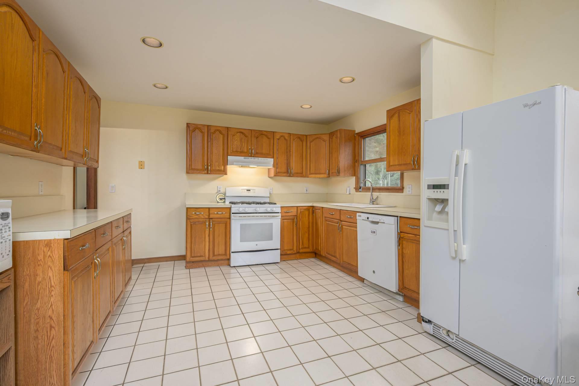 31 Washington Heights Avenue – For Sale photo 10