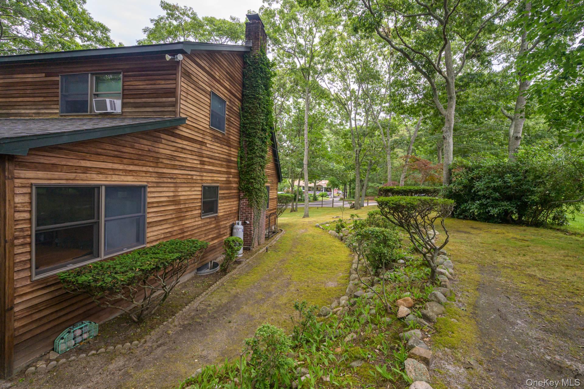 31 Washington Heights Avenue – For Sale photo 3