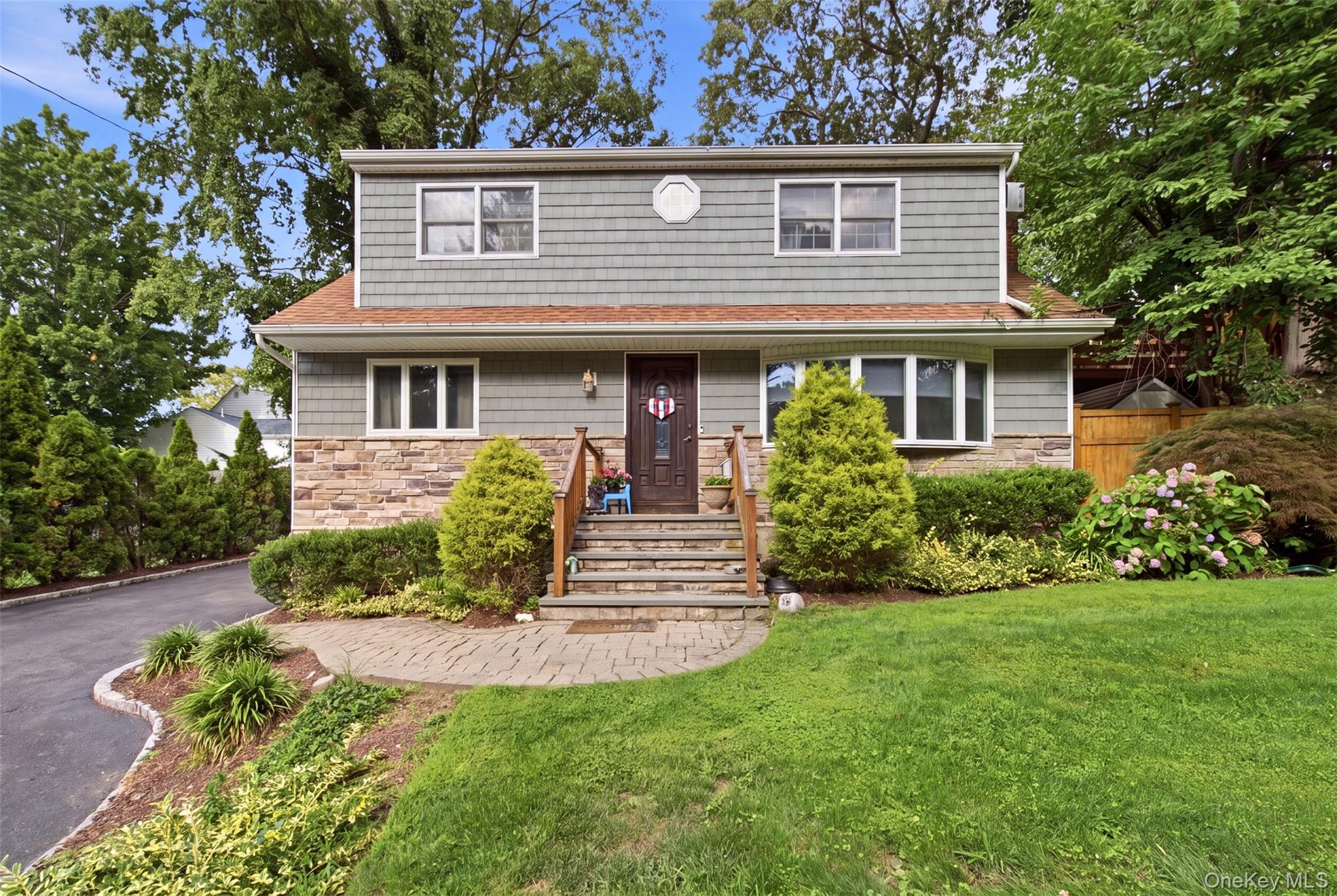 46 Catherine Street – For Sale