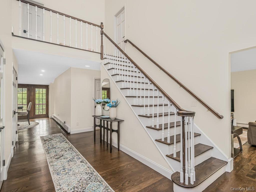 8 Fairgreen Court – For Sale photo 3