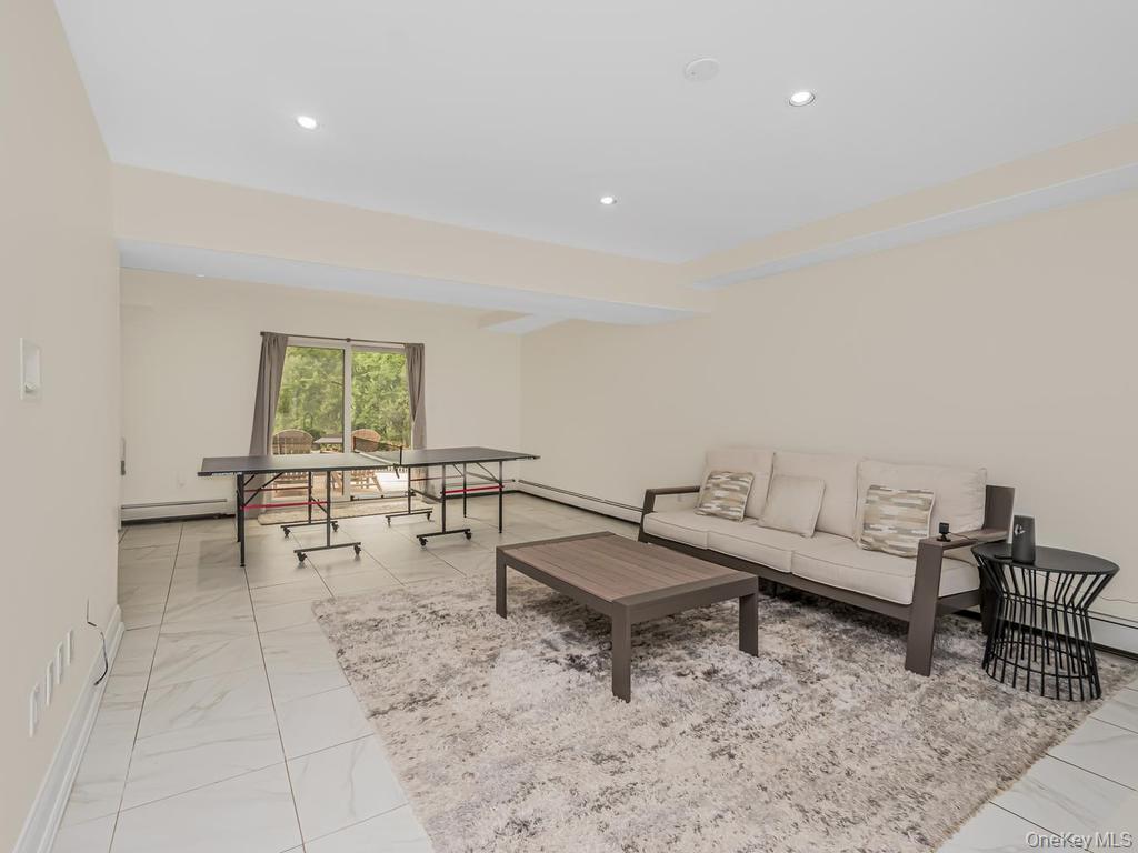 8 Fairgreen Court – For Sale photo 25