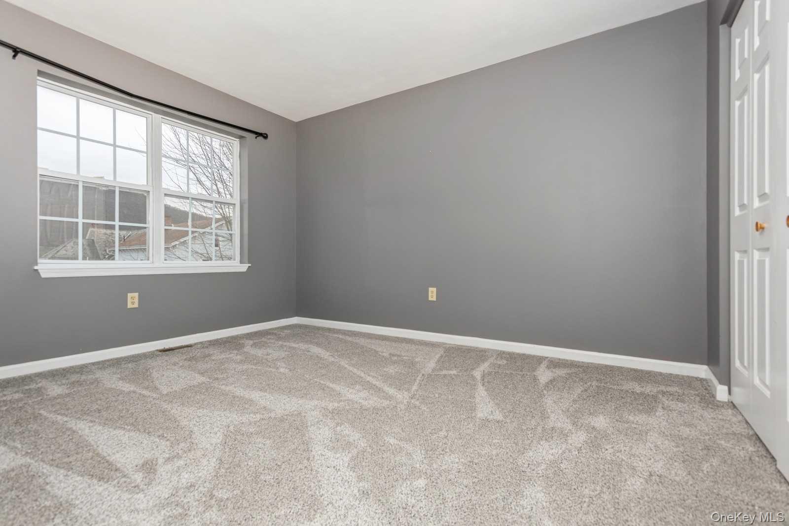 52 Schenck Avenue – For Rent photo 22