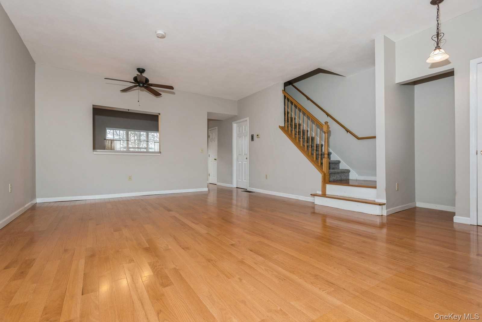 52 Schenck Avenue – For Rent photo 8