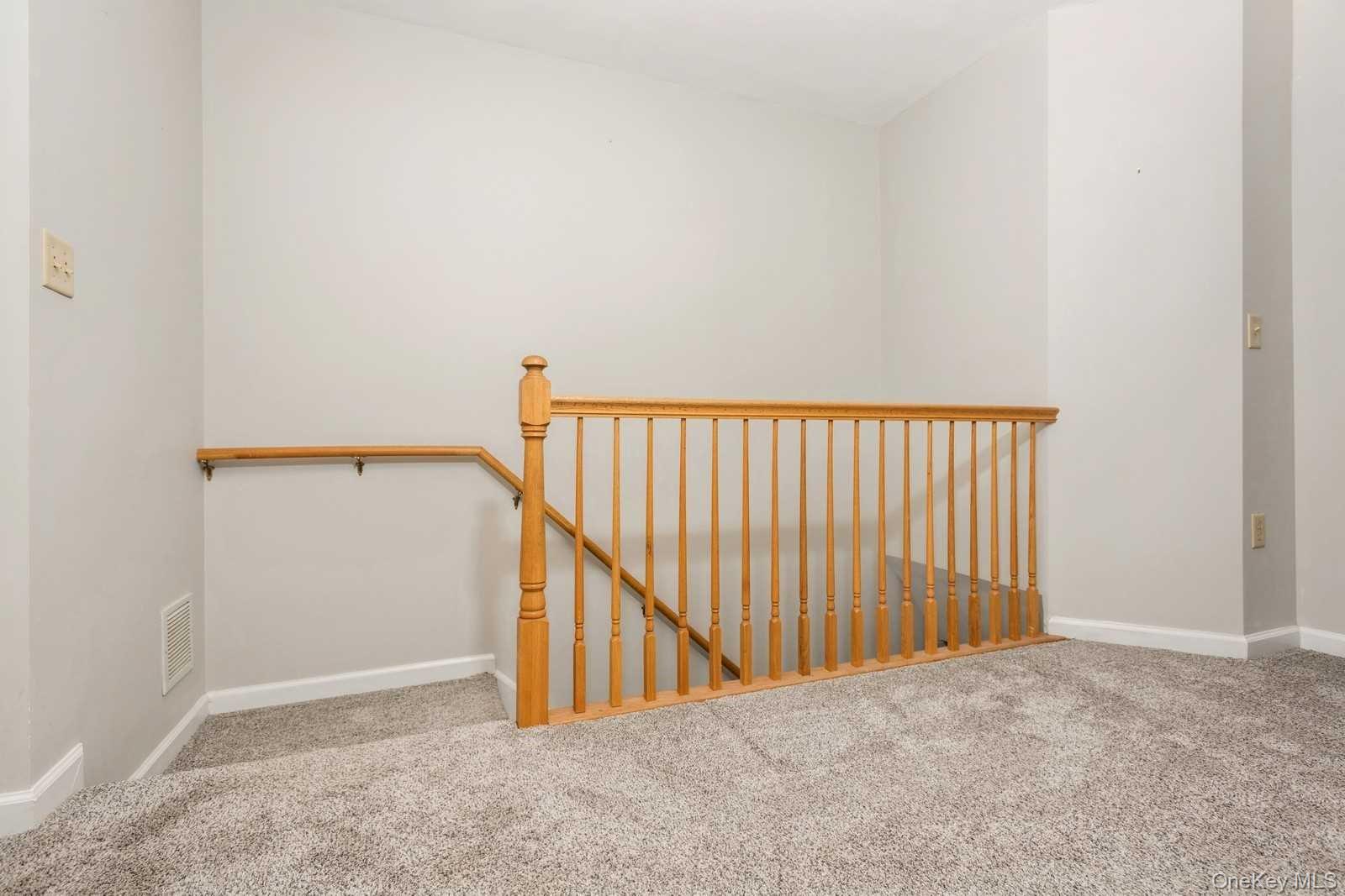 52 Schenck Avenue – For Rent photo 17