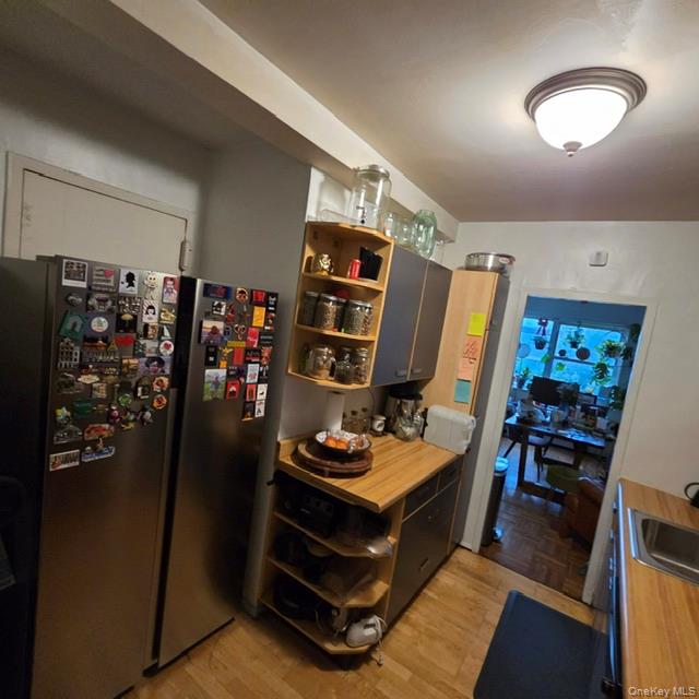6 Fordham Hill Oval, Unit 8H photo 2