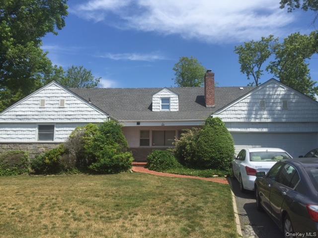 149 Lakeside Drive E – For Rent