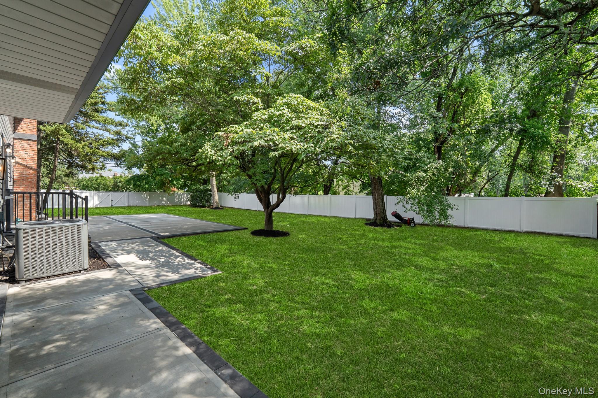 1 Greg Lane – For Sale photo 35