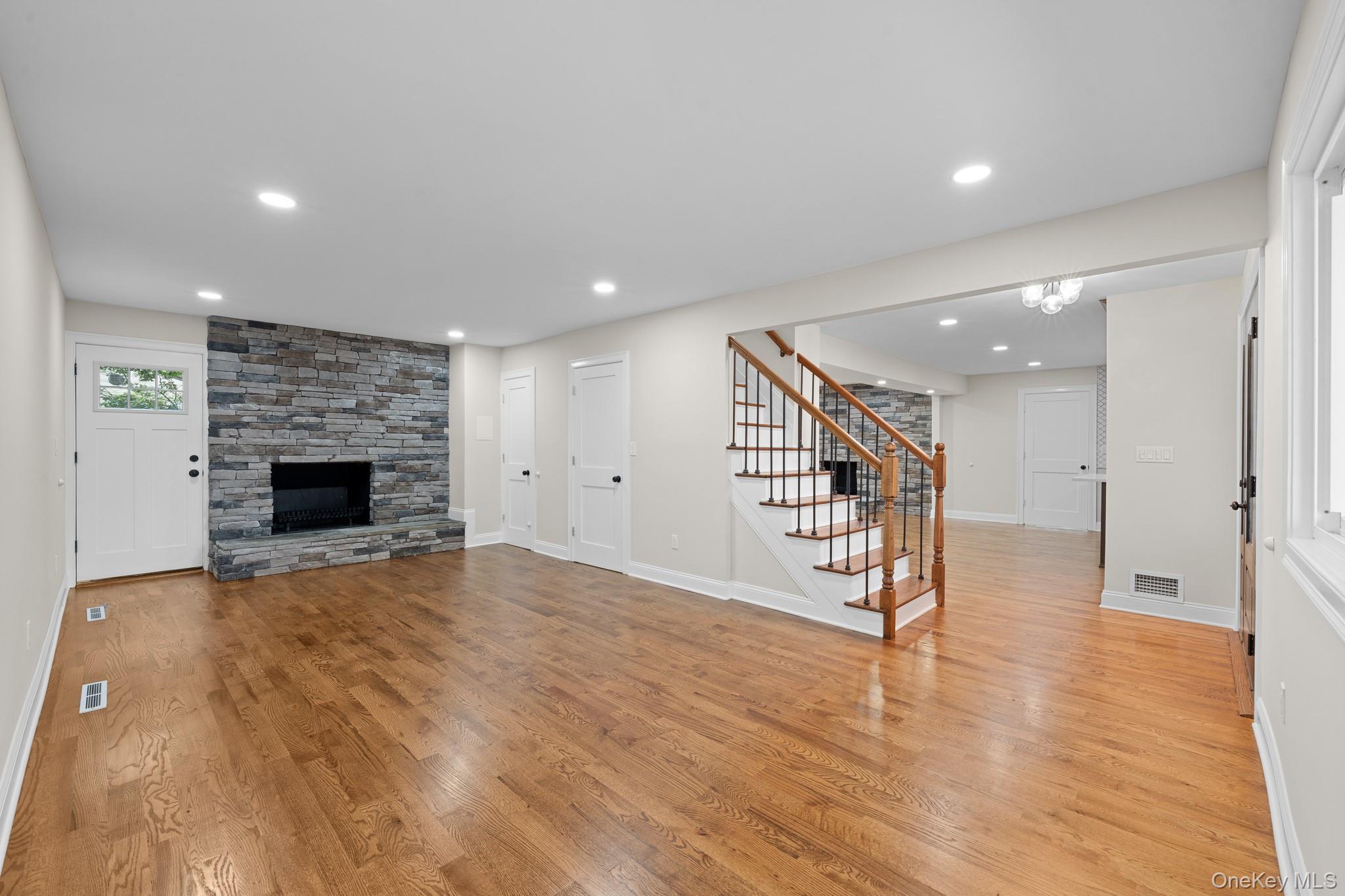 1 Greg Lane – For Sale photo 8