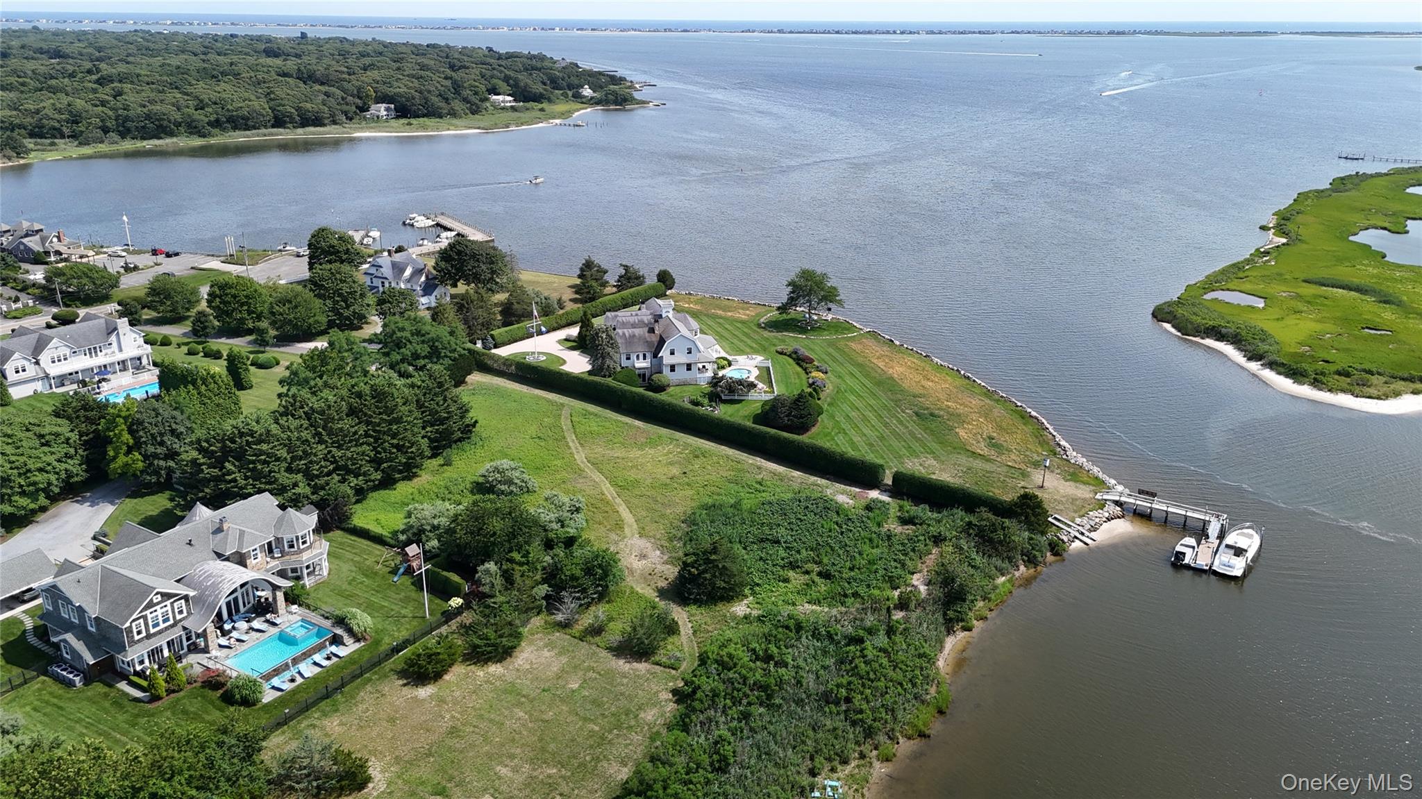 61 S Bay Avenue – For Sale photo 12