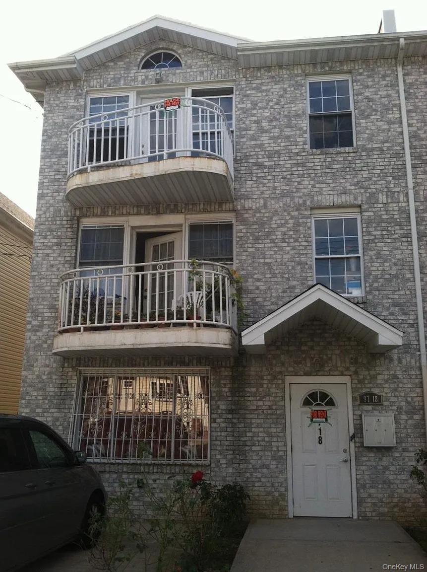 9718 125th Street – For Sale