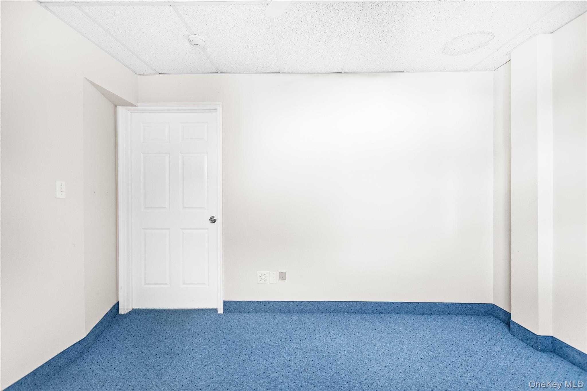 146 S Country Road, Unit 9 photo 4