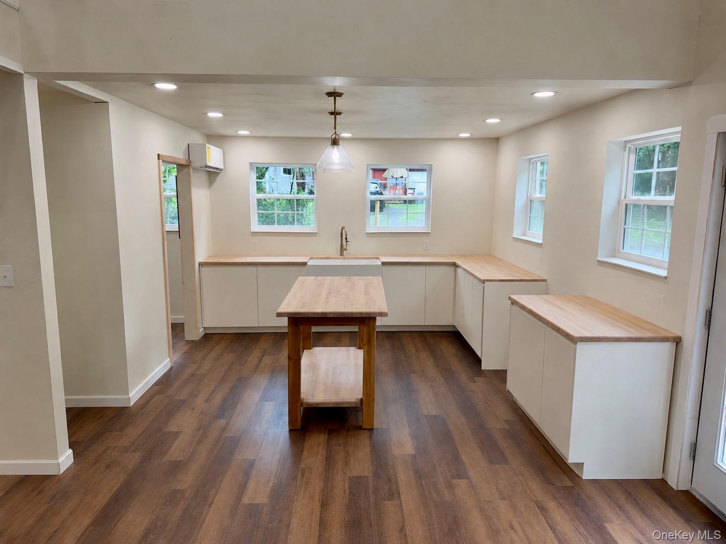 12 Enderly Lane – For Sale photo 5