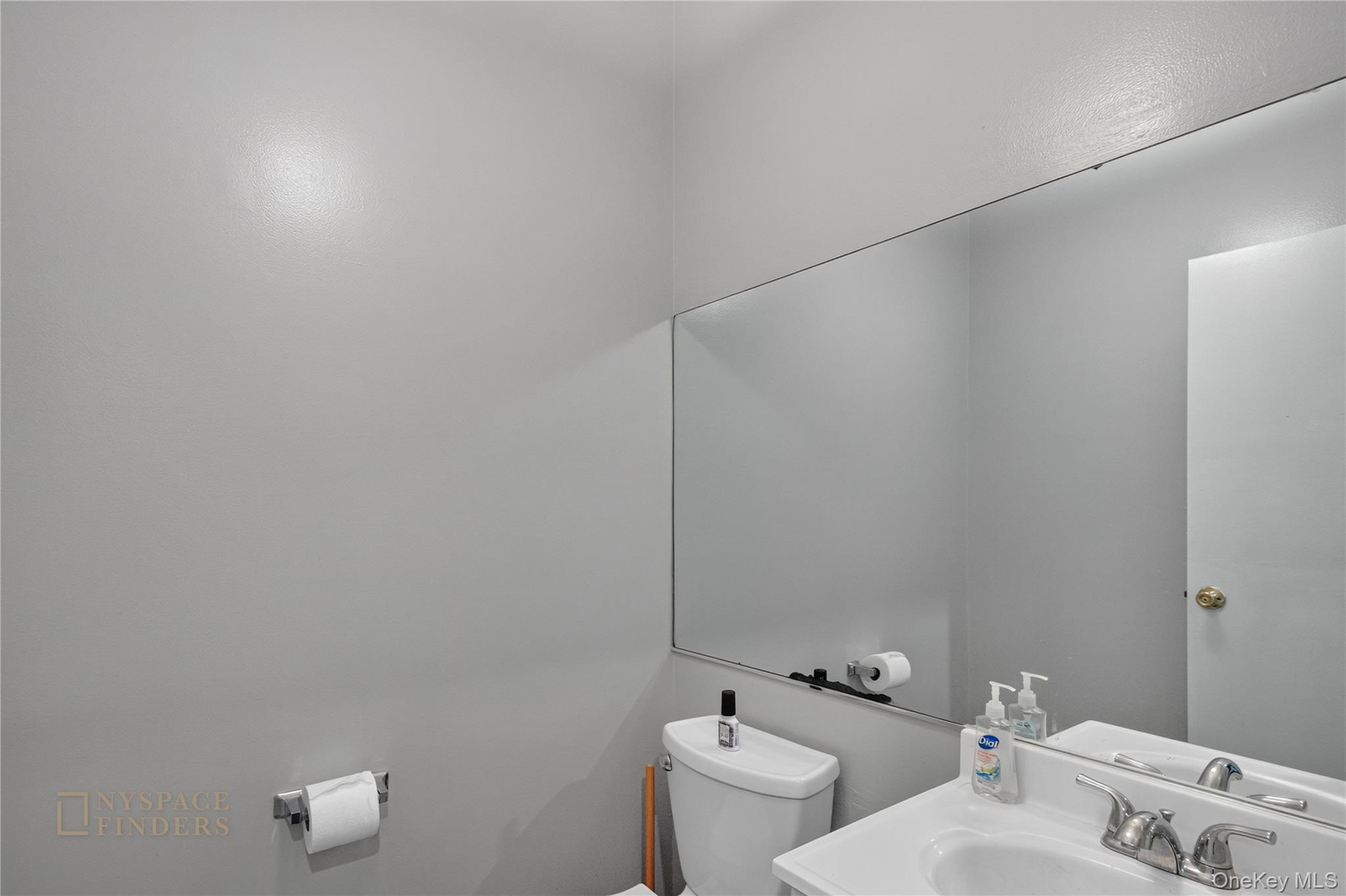 60 E Main Street – For Rent photo 7