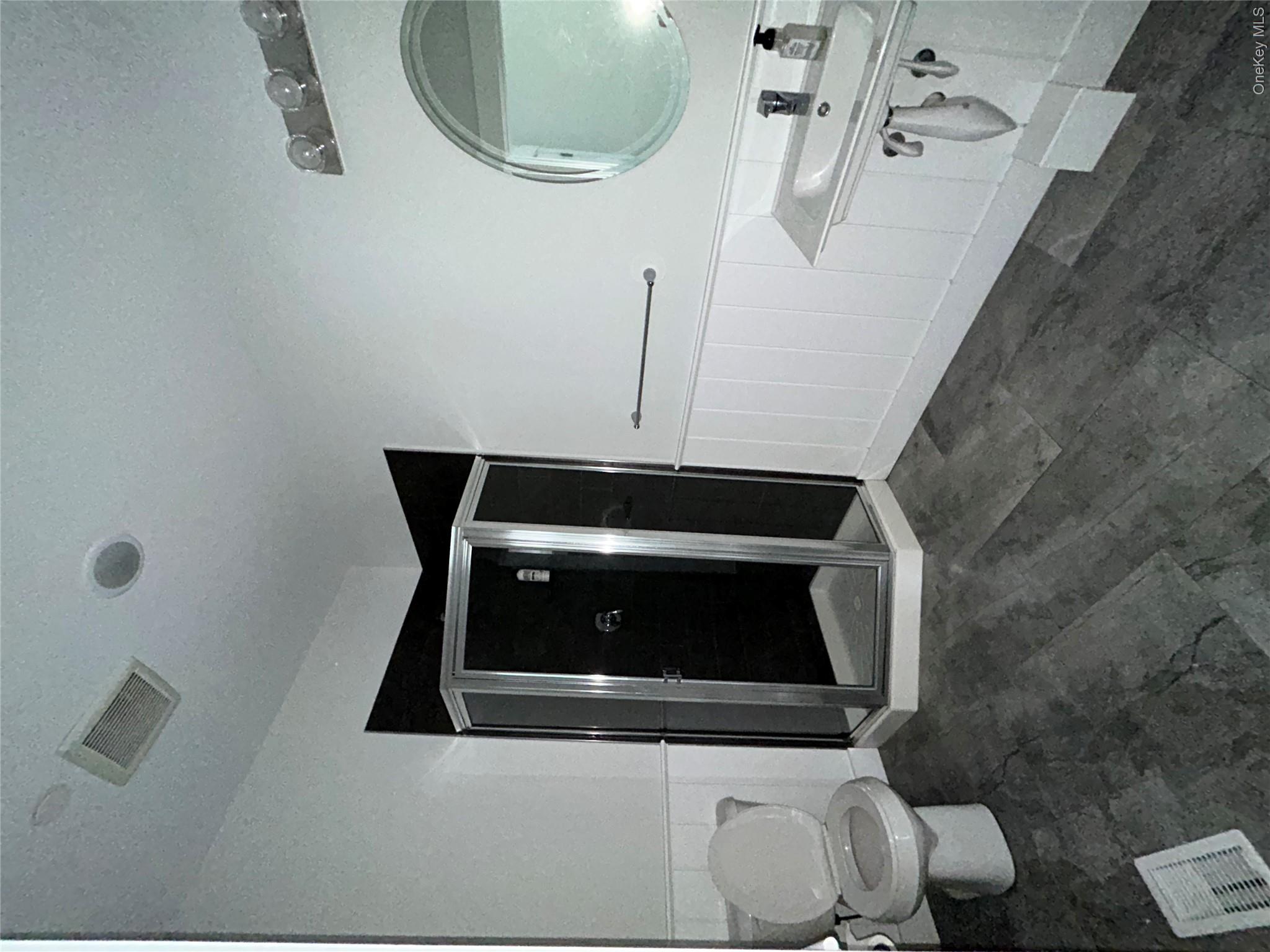 45 Fifth Avenue – For Rent photo 6
