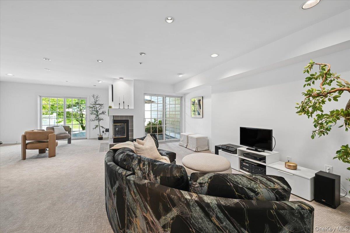 37 Clarewood Drive – For Sale photo 24