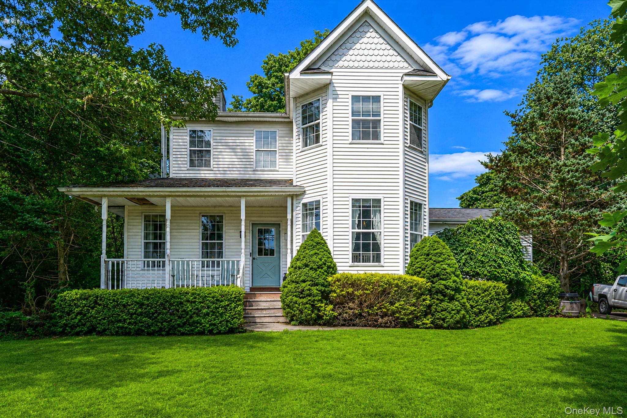 138 Holiday Boulevard – For Sale
