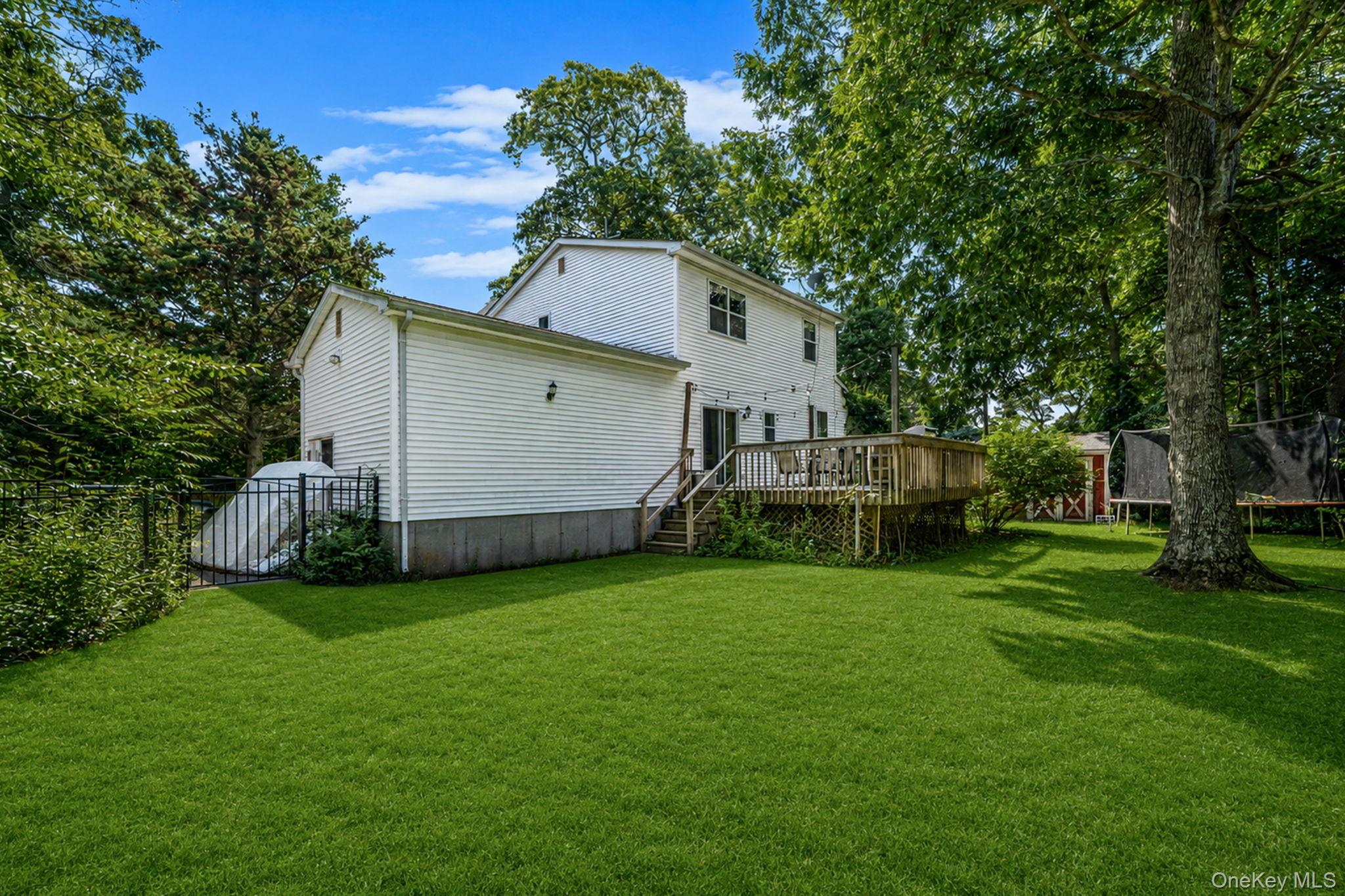 138 Holiday Boulevard – For Sale photo 31