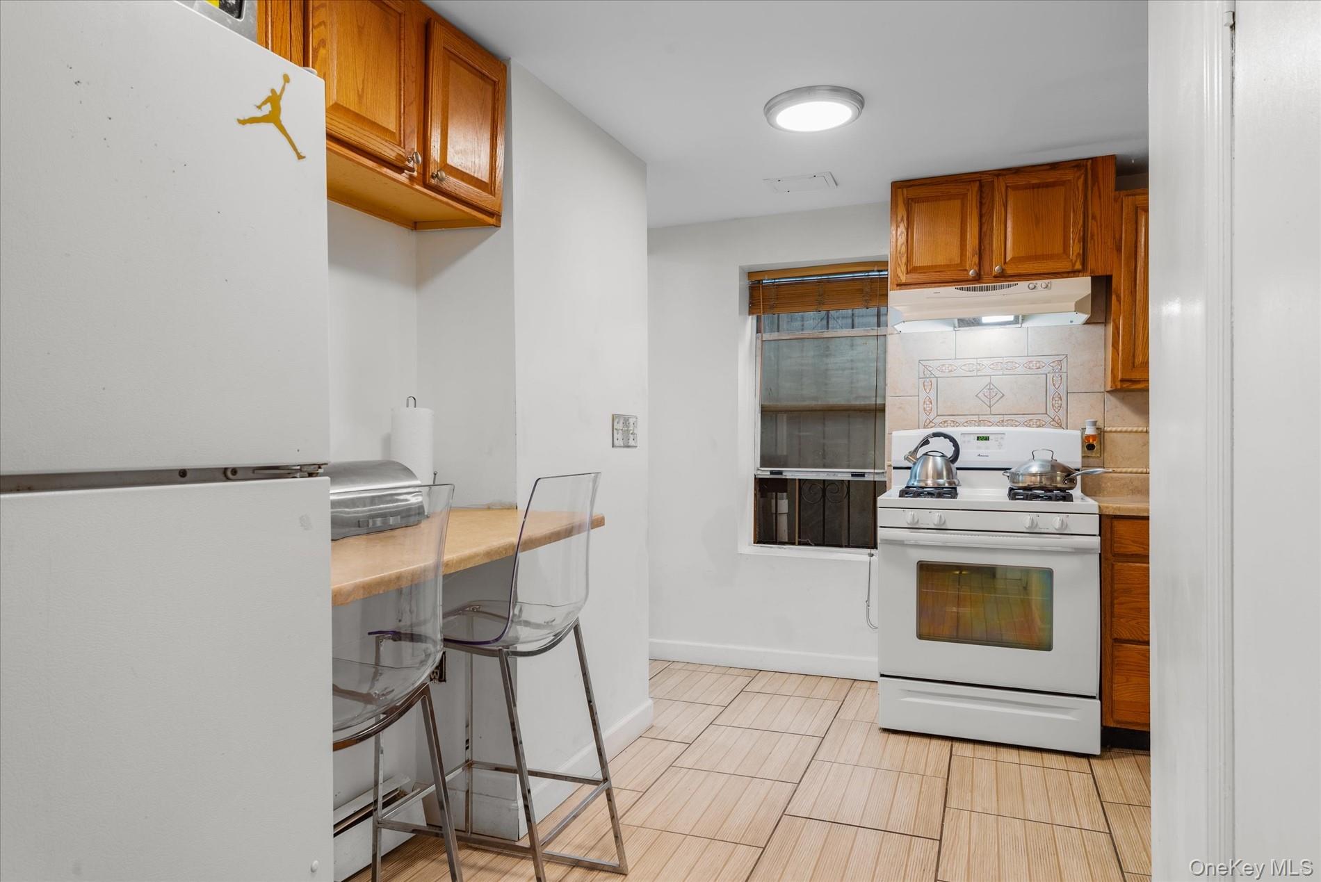 1241 Putnam Avenue – For Sale photo 9
