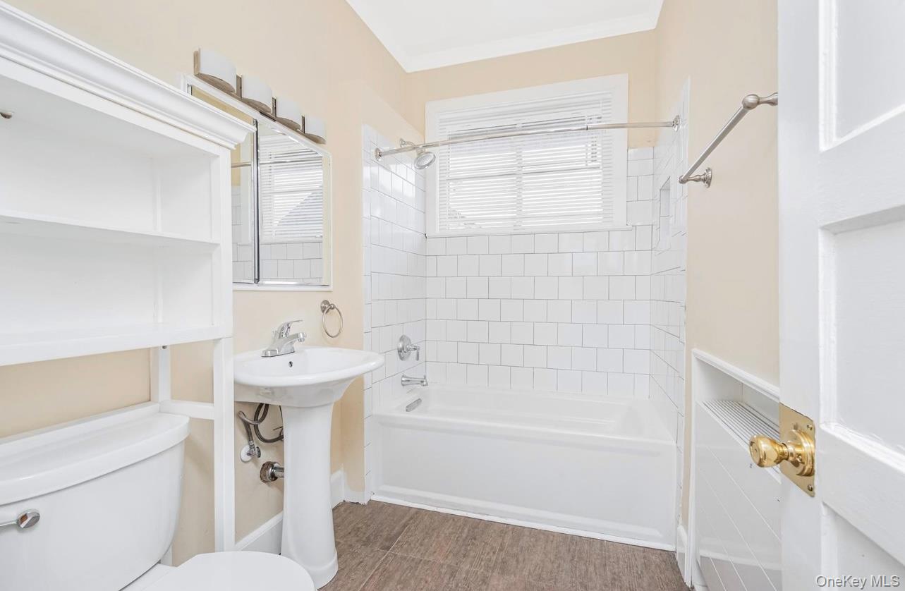 409 W 261st Street, Unit 2 photo 15