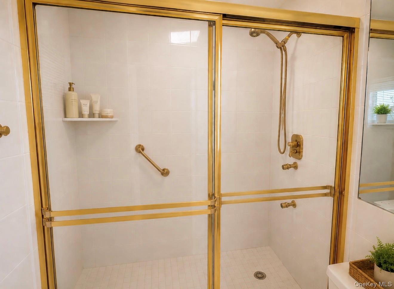 35 Library Avenue, Unit 8 R photo 14