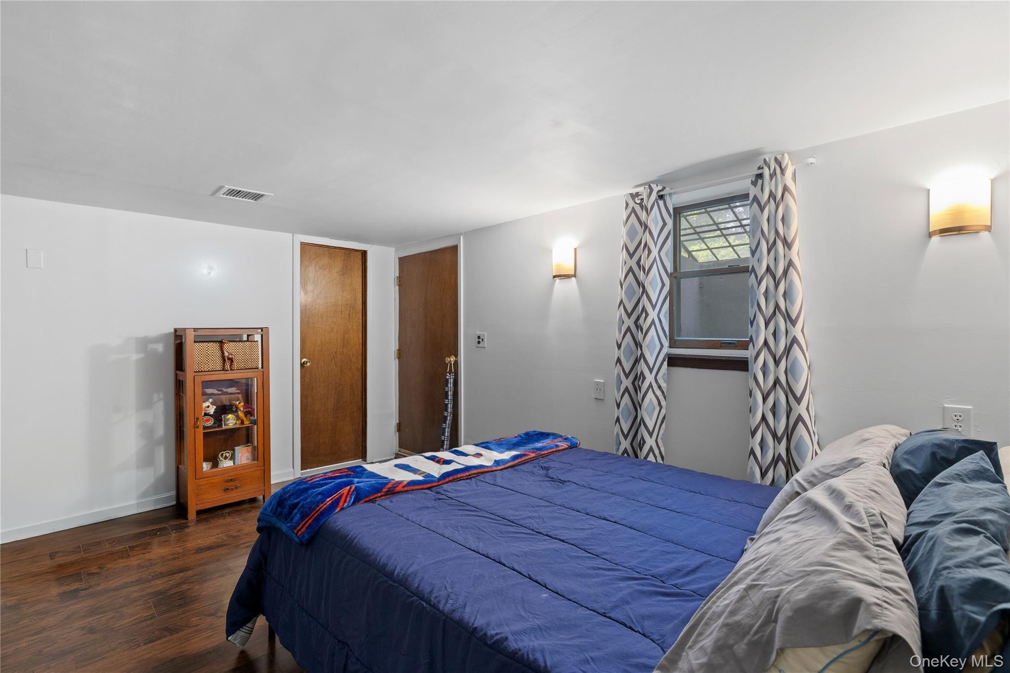 206 Cliff Road W – For Sale photo 21