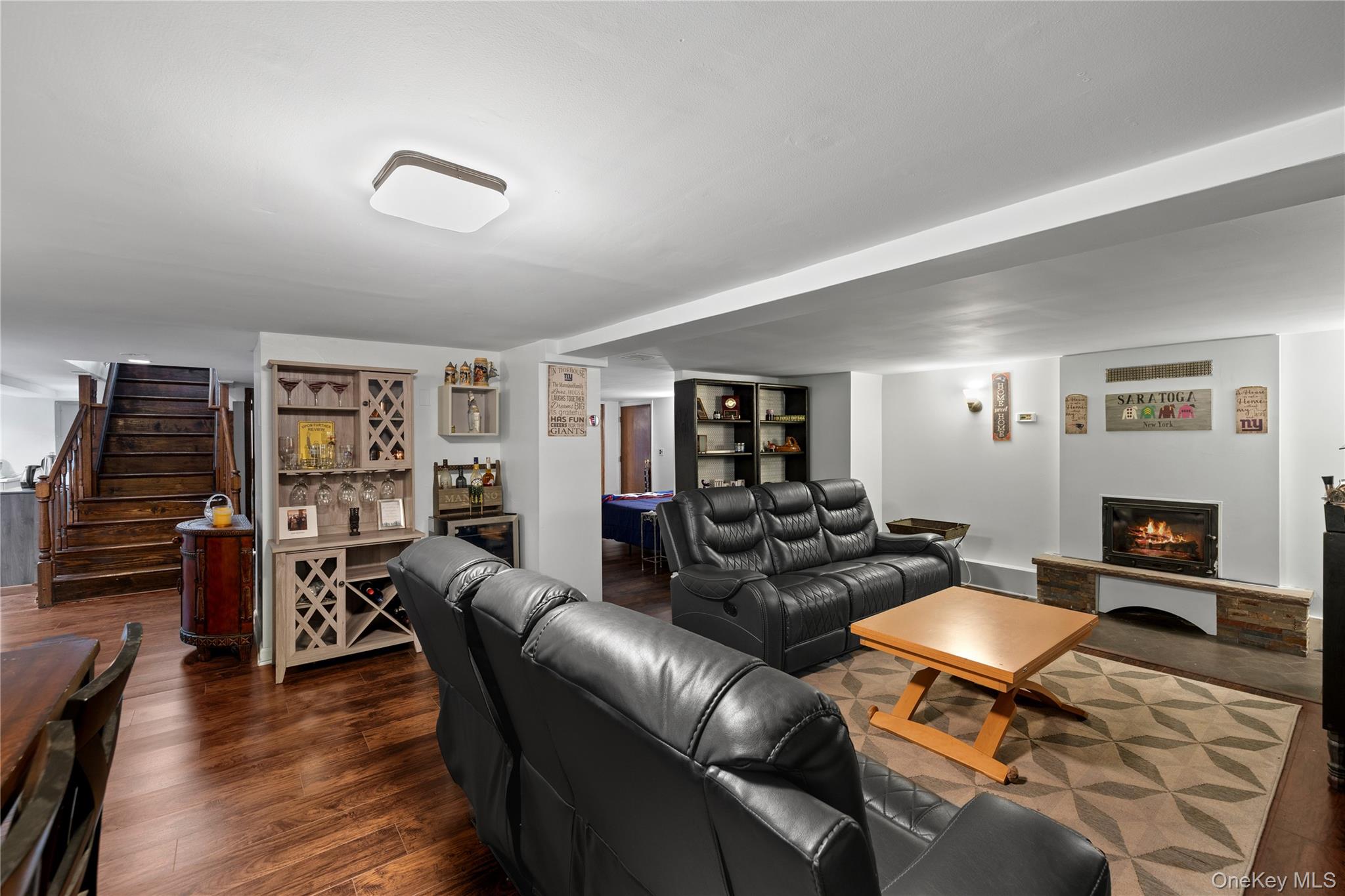 206 Cliff Road W – For Sale photo 20