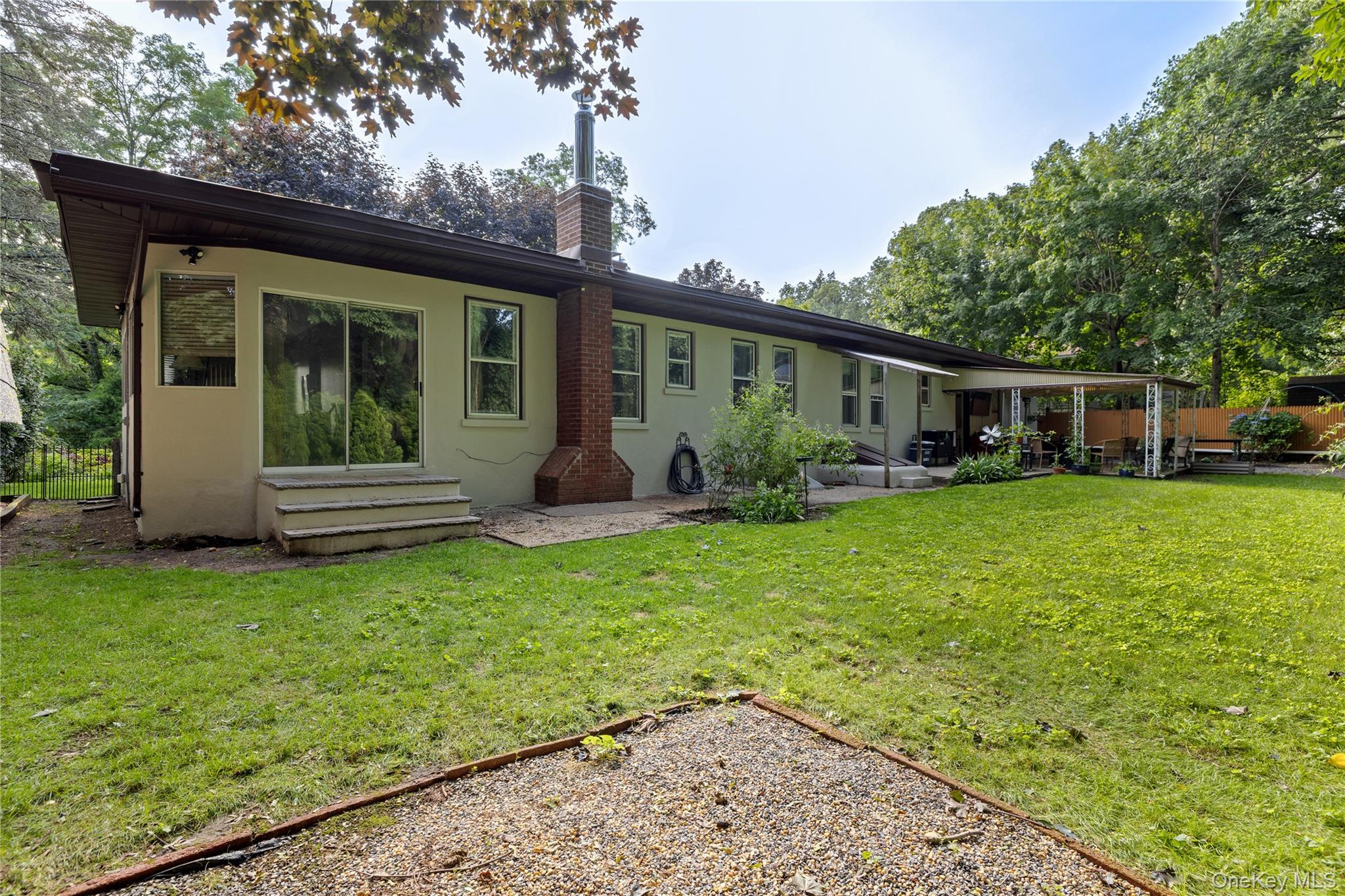 206 Cliff Road W – For Sale photo 23
