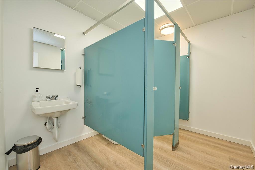 121 Pulaski Road, Unit 6 photo 6